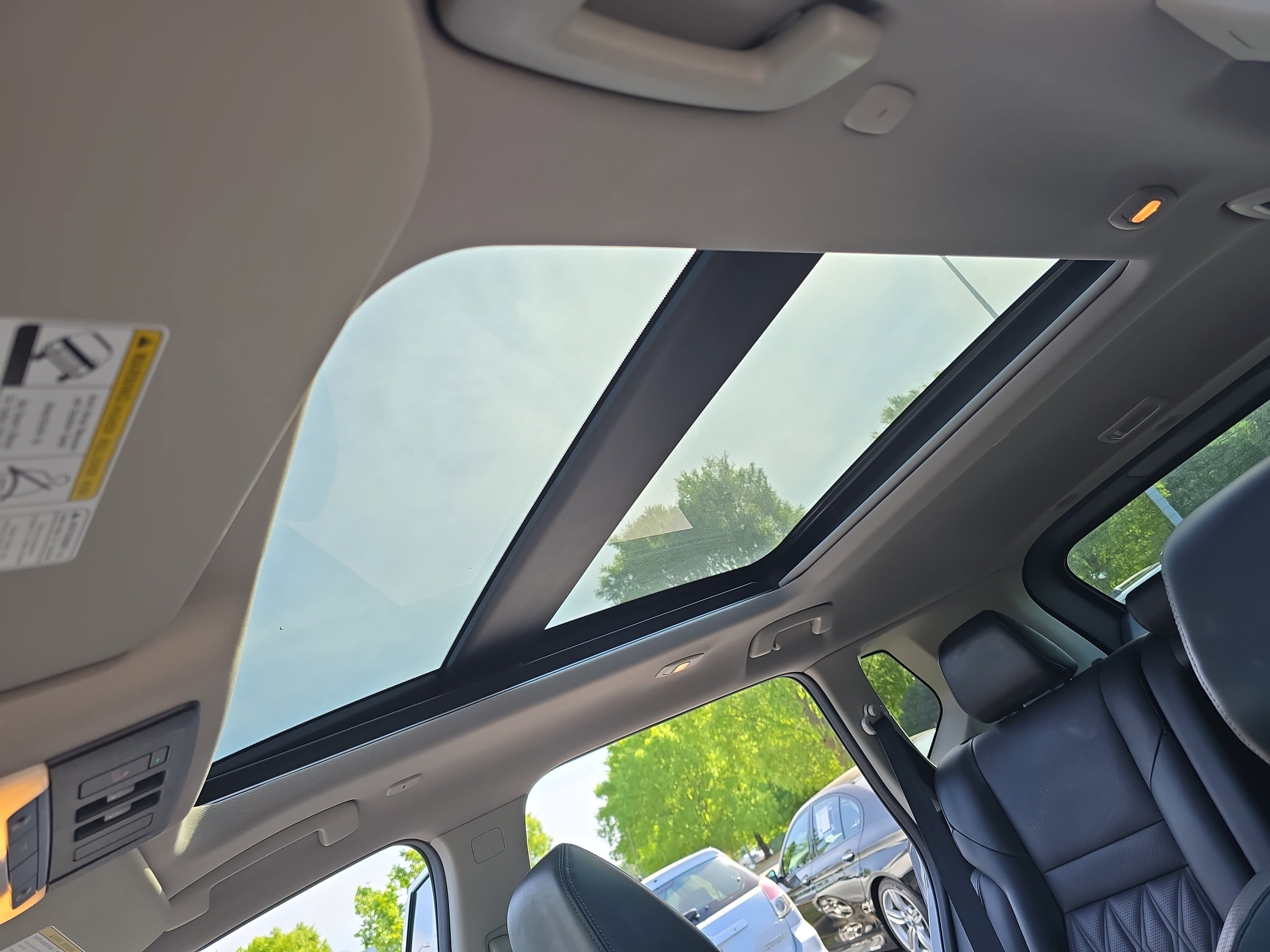 2022 Nissan Rogue AWD Platinum