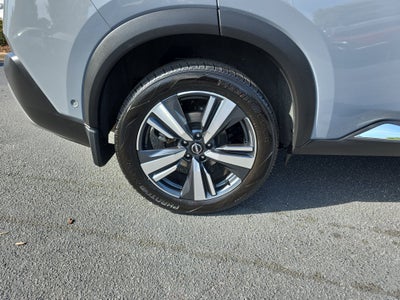 2022 Nissan Rogue AWD Platinum