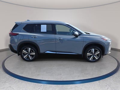 2022 Nissan Rogue AWD Platinum