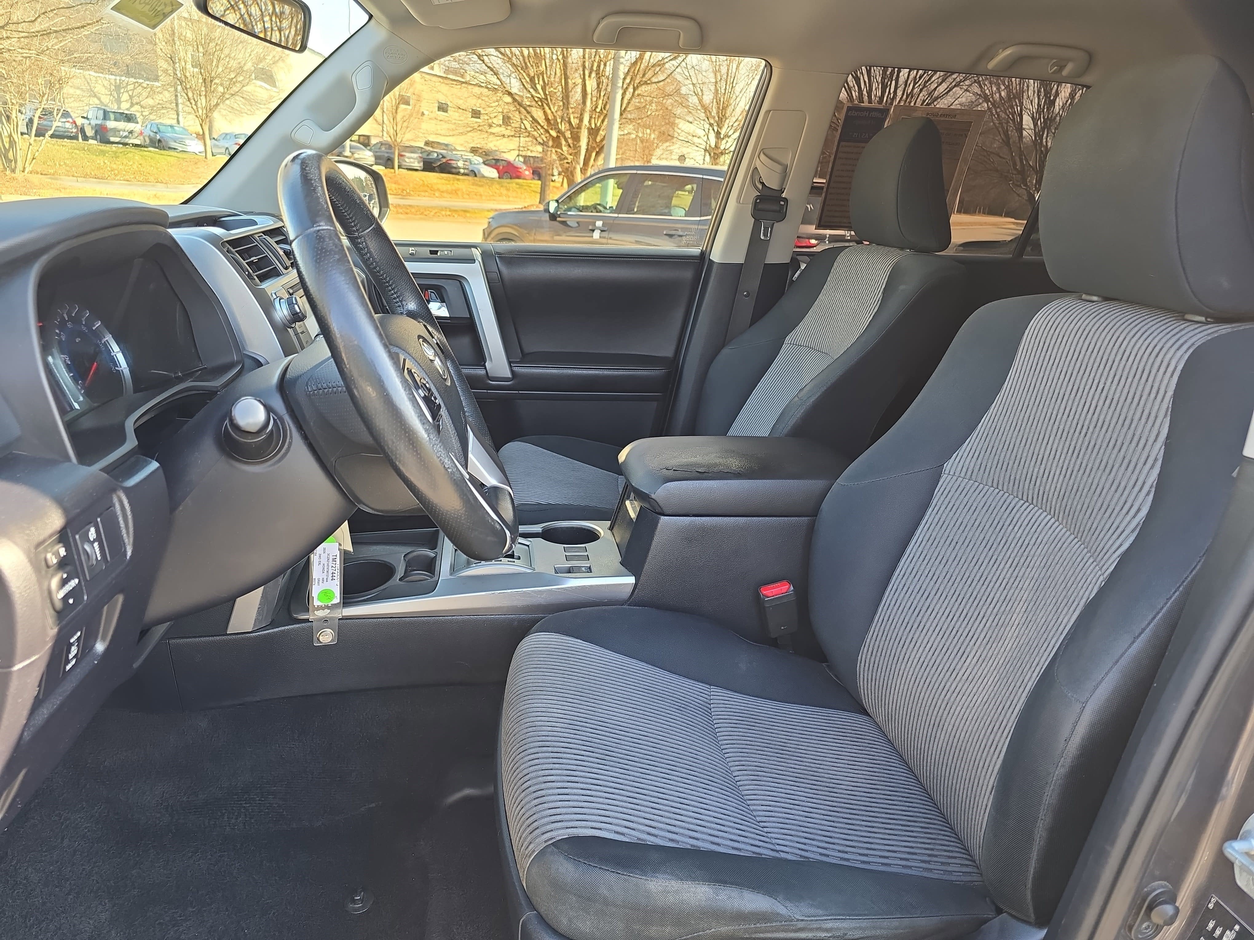 2015 Toyota 4Runner RWD 4dr V6 SR5