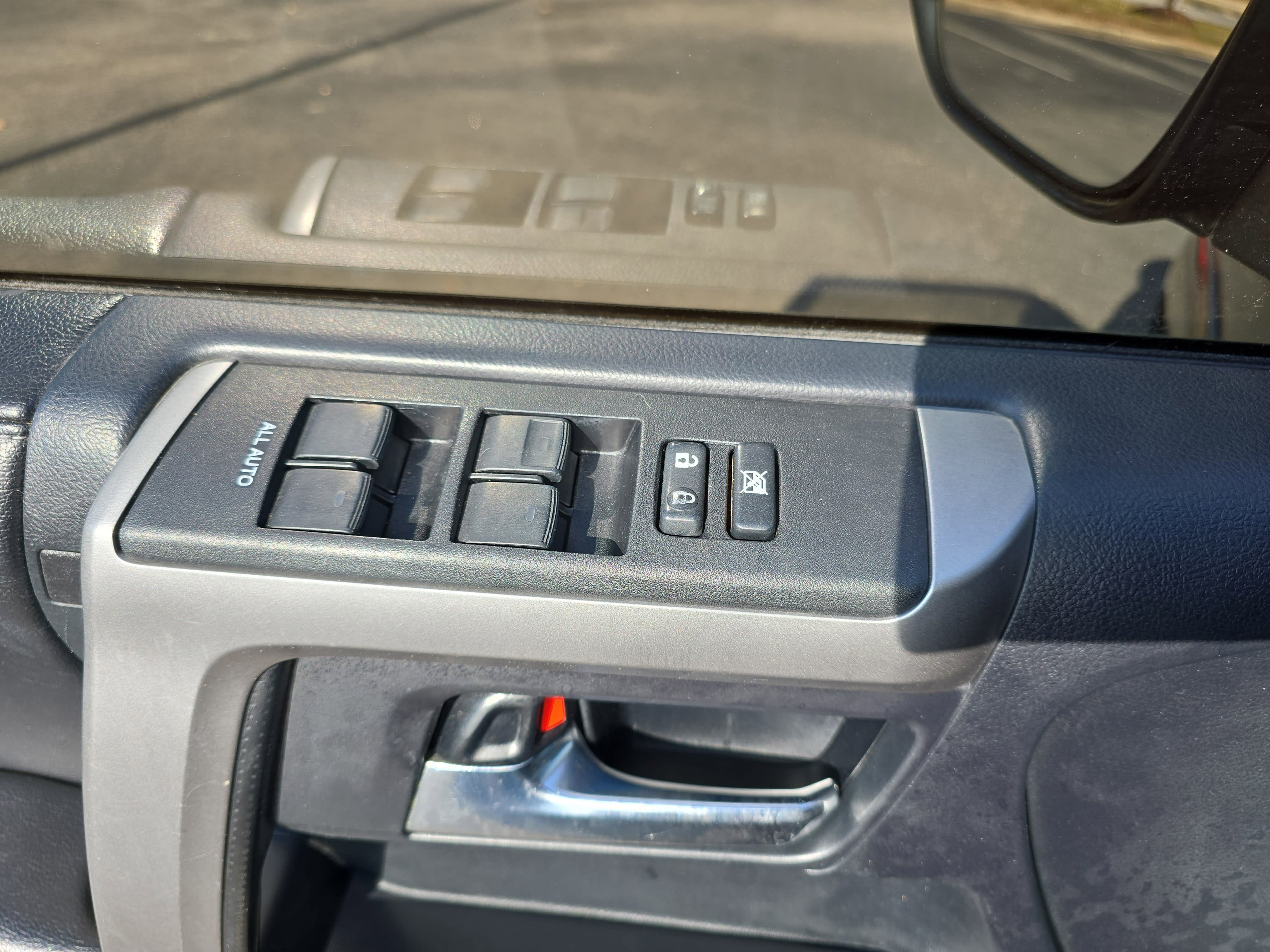 2015 Toyota 4Runner RWD 4dr V6 SR5