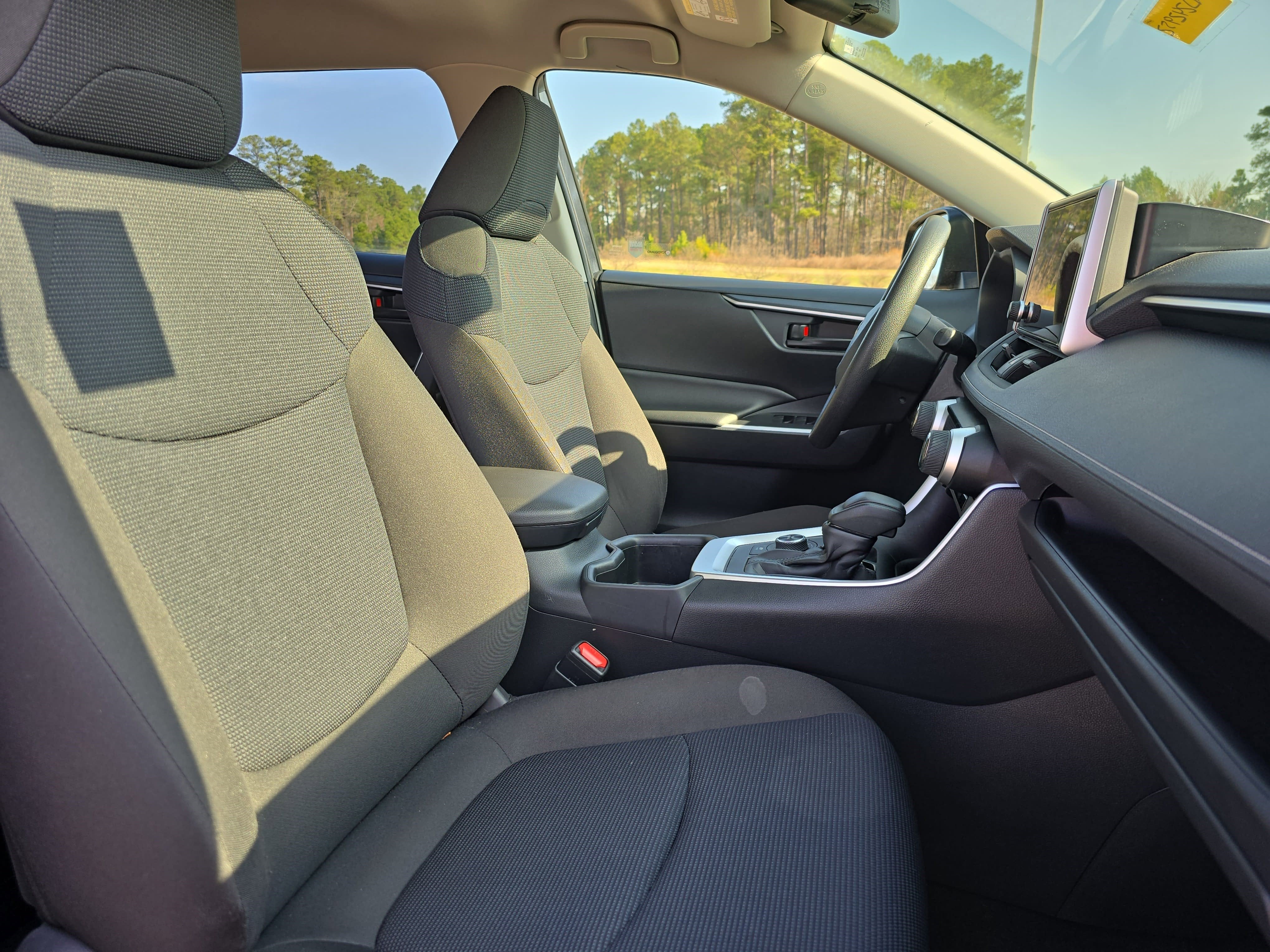 2024 Toyota RAV4 Hybrid LE AWD