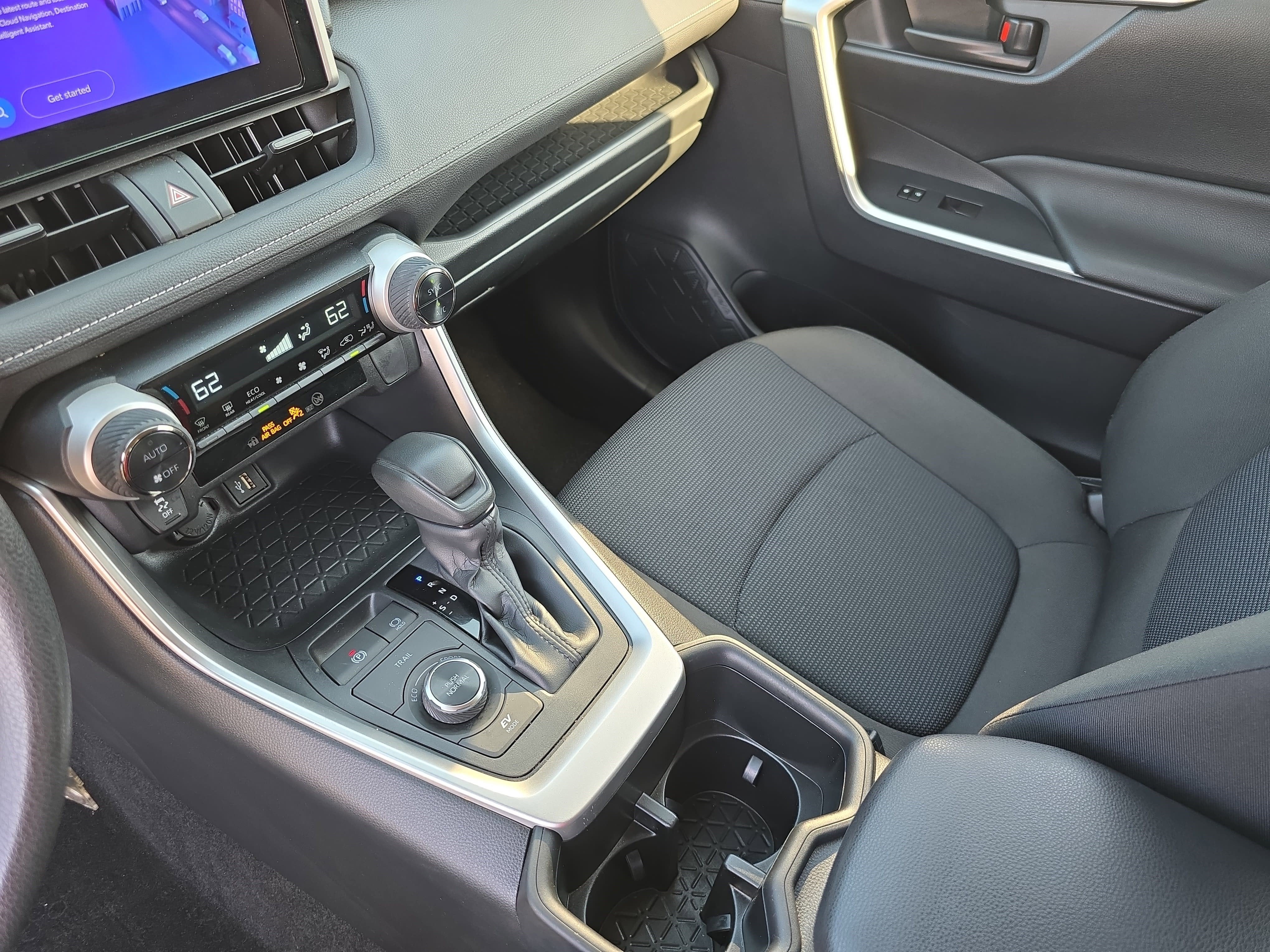 2024 Toyota RAV4 Hybrid LE AWD