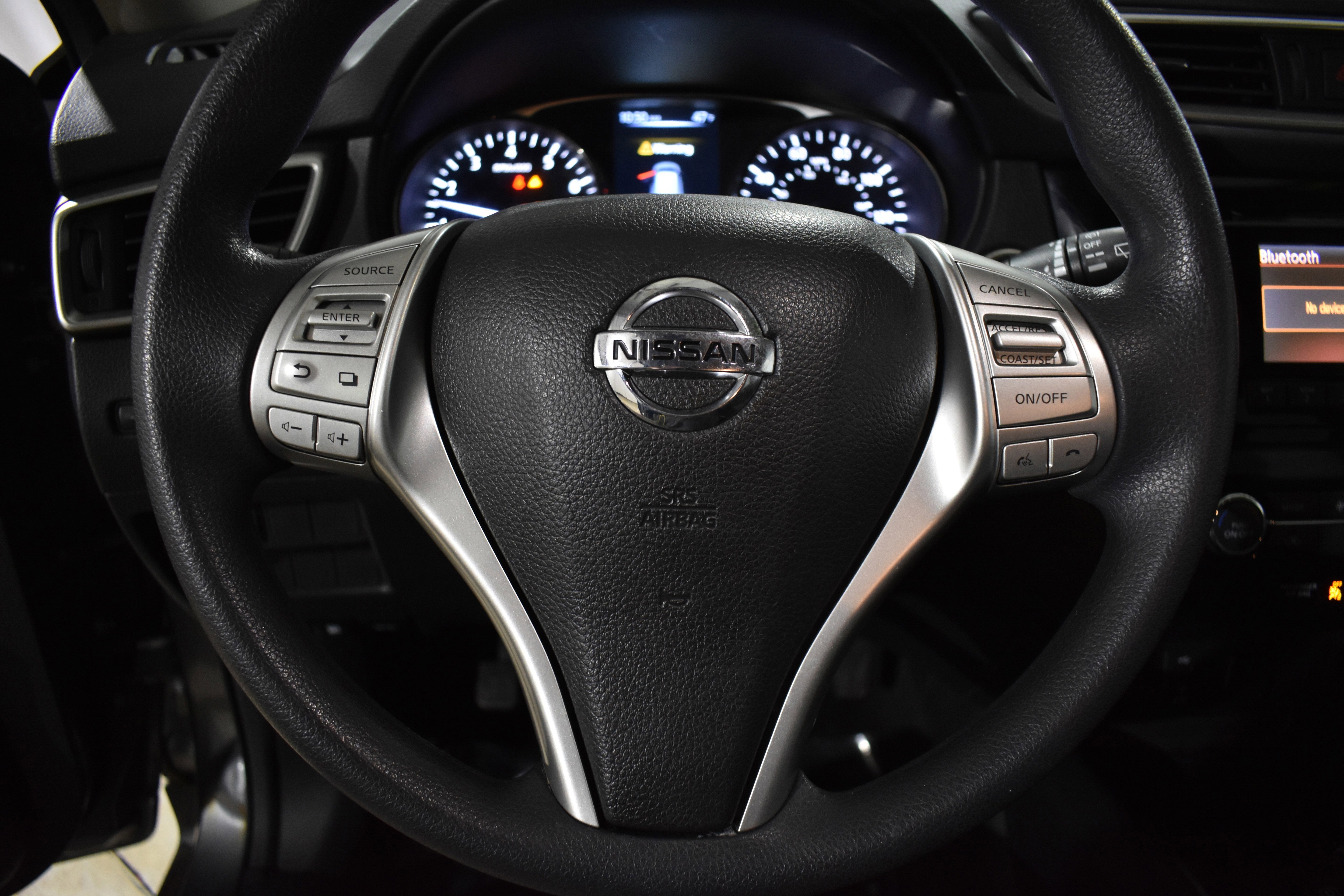 2015 Nissan Rogue FWD 4dr SV