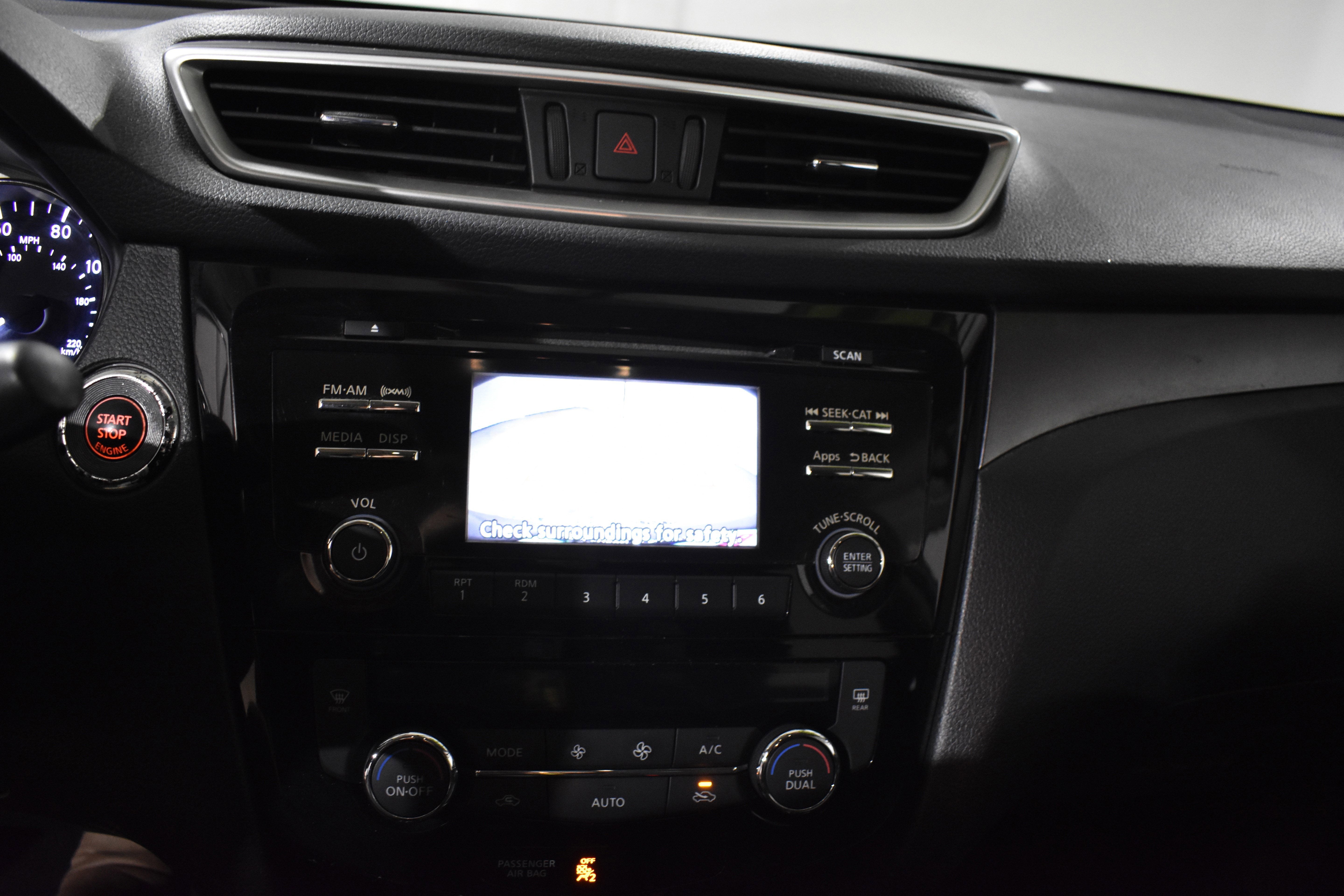 2015 Nissan Rogue FWD 4dr SV