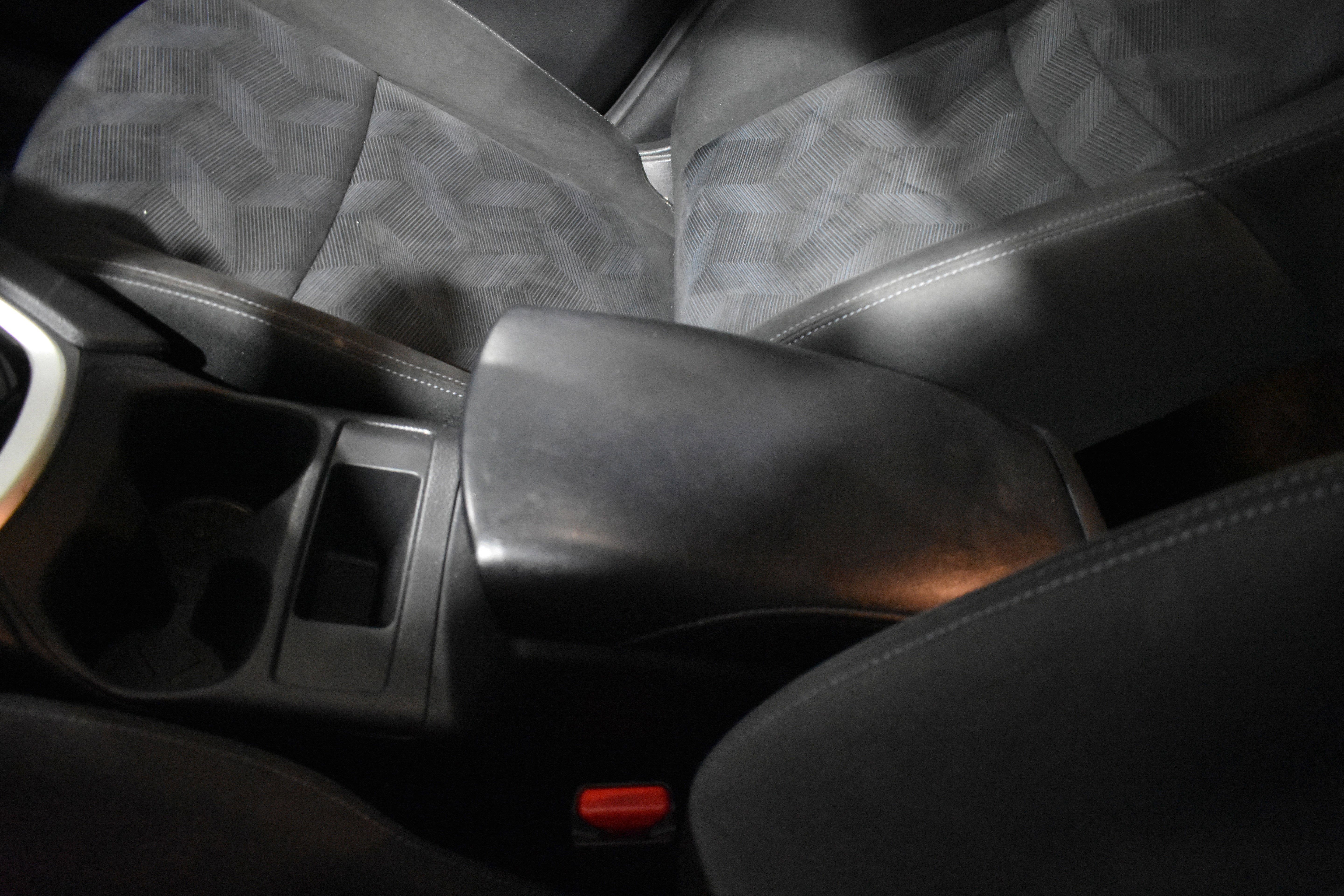 2015 Nissan Rogue FWD 4dr SV