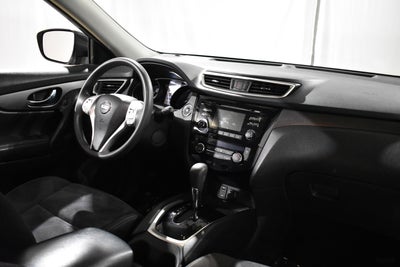2015 Nissan Rogue FWD 4dr SV