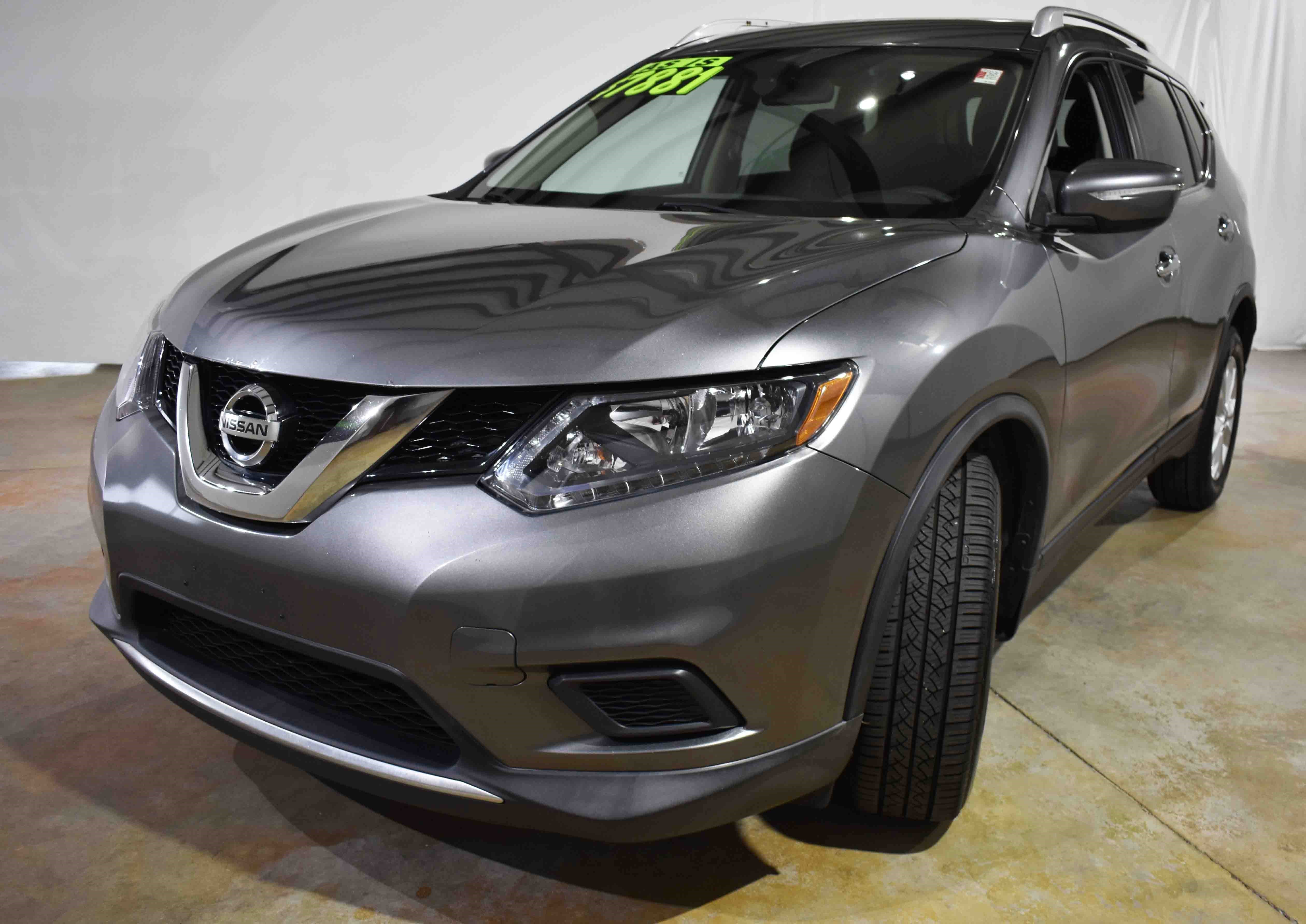 2015 Nissan Rogue FWD 4dr SV