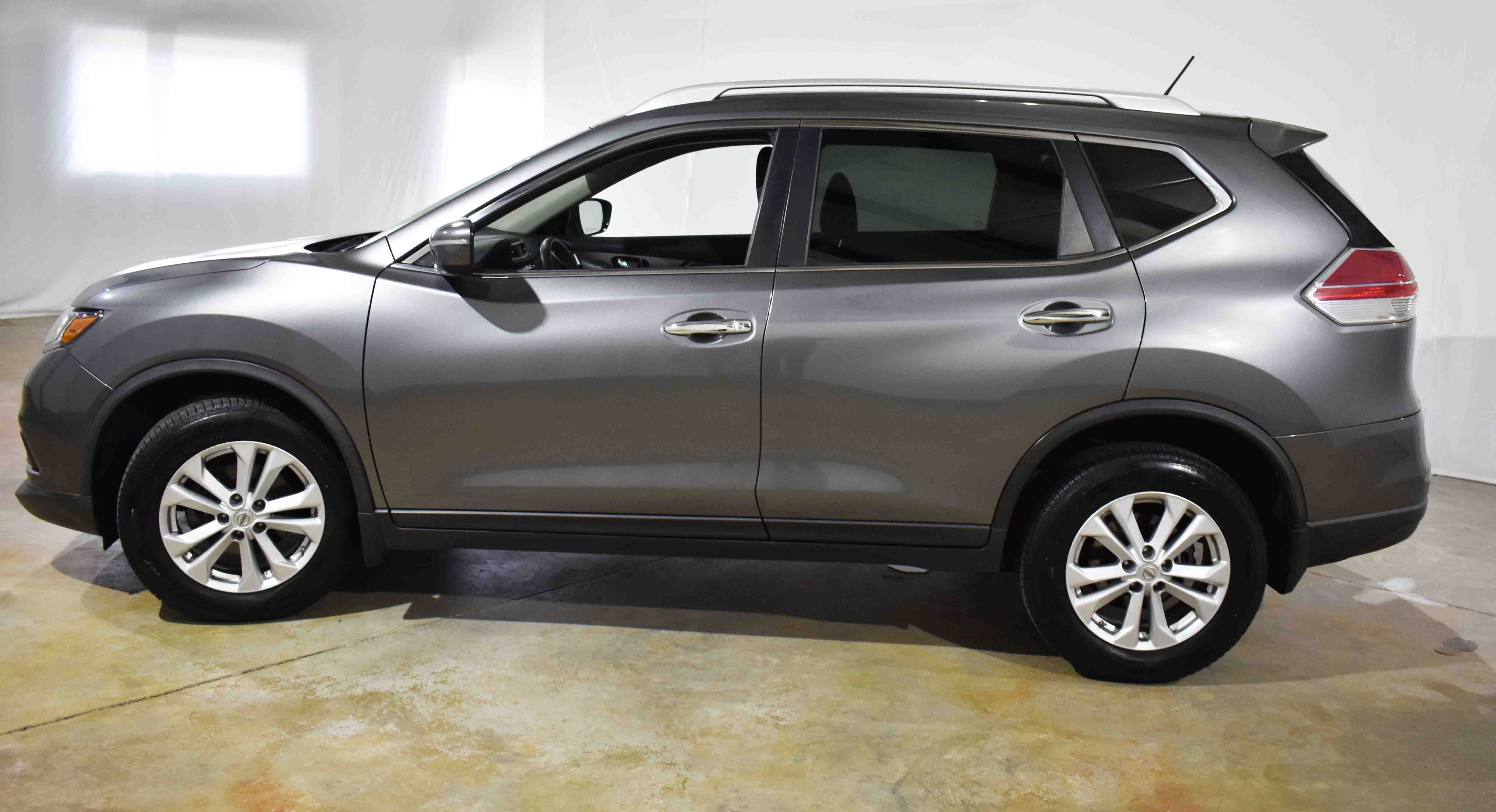 2015 Nissan Rogue FWD 4dr SV