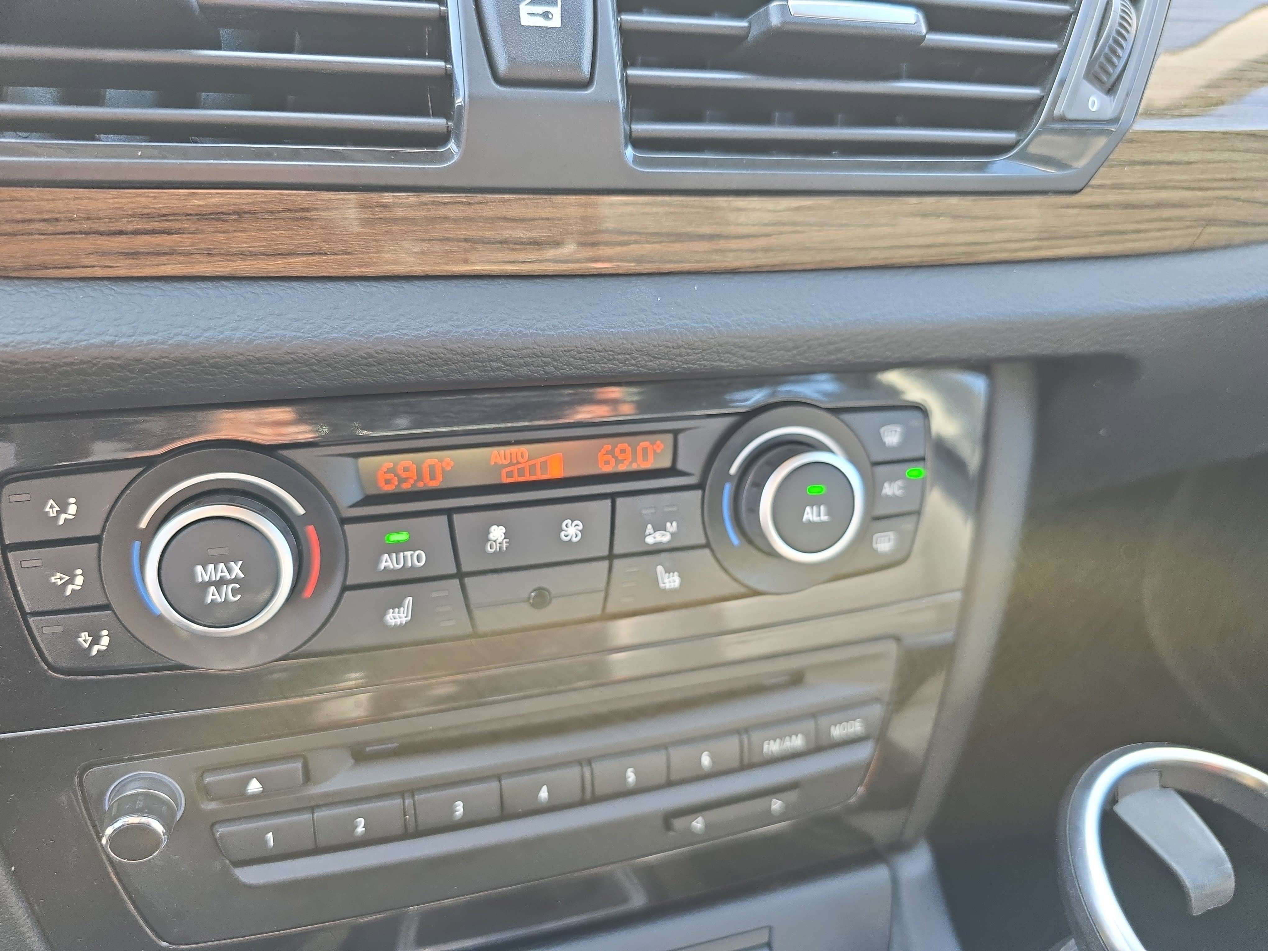 2013 BMW X1 RWD 4dr 28i