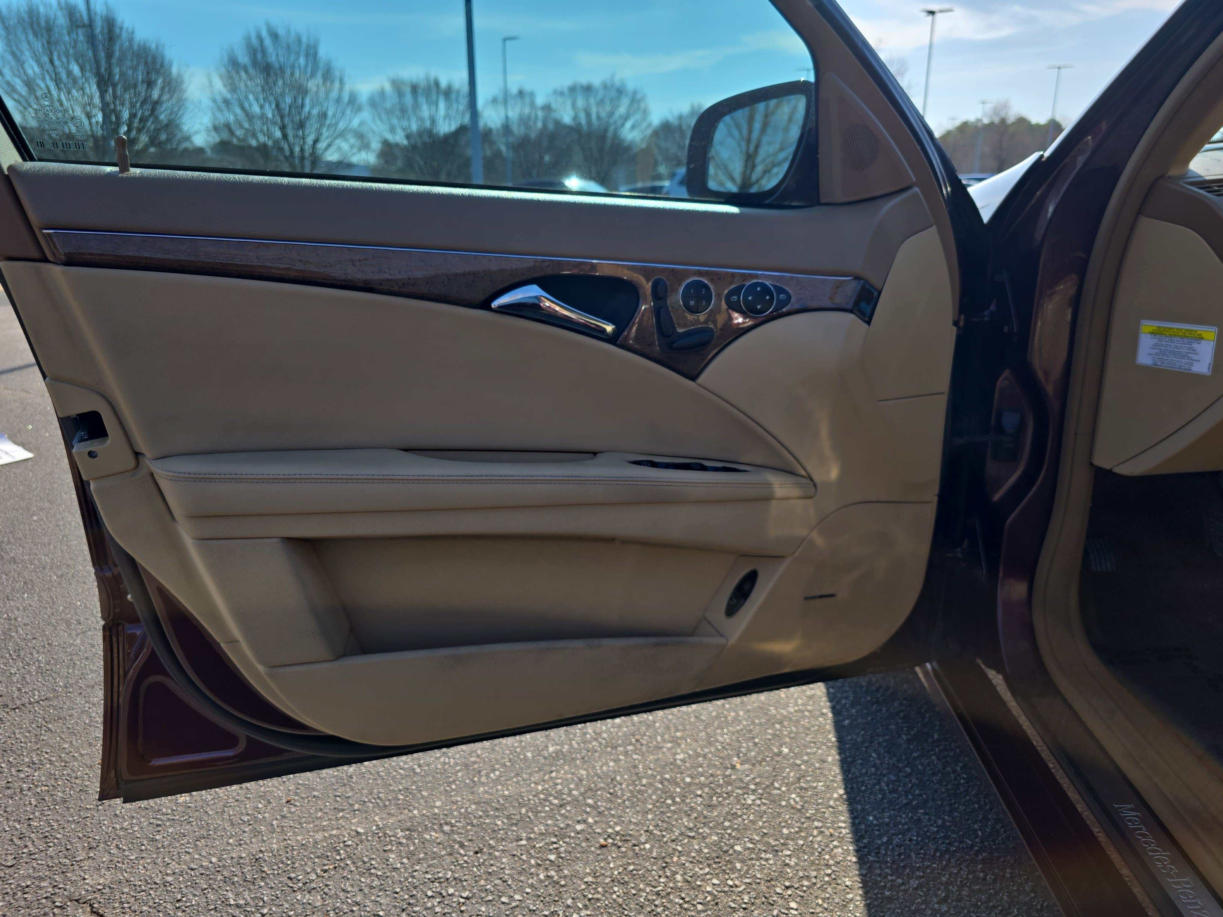 2008 Mercedes-Benz E-Class Base