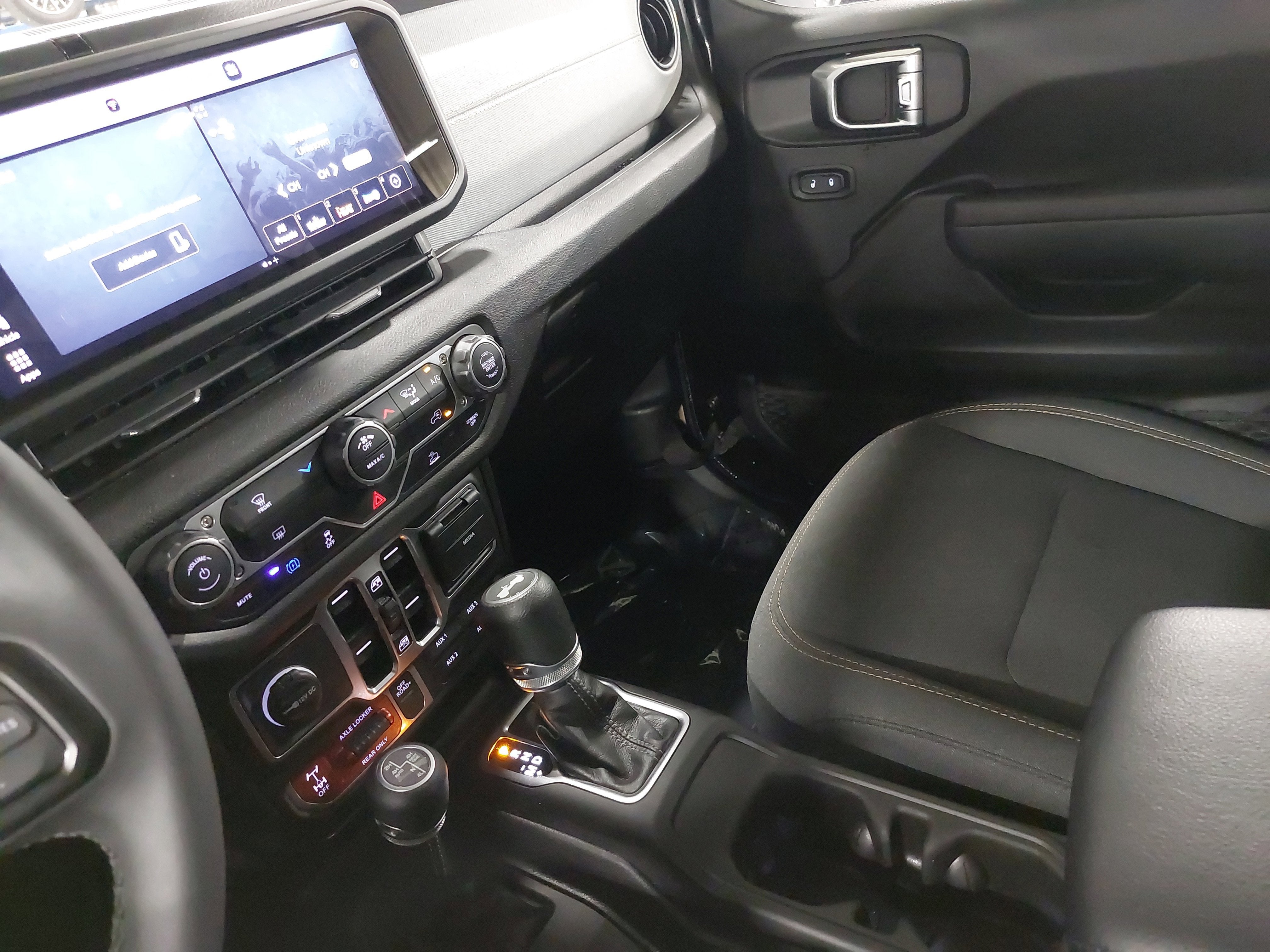 2025 Jeep Wrangler 4xe Willys