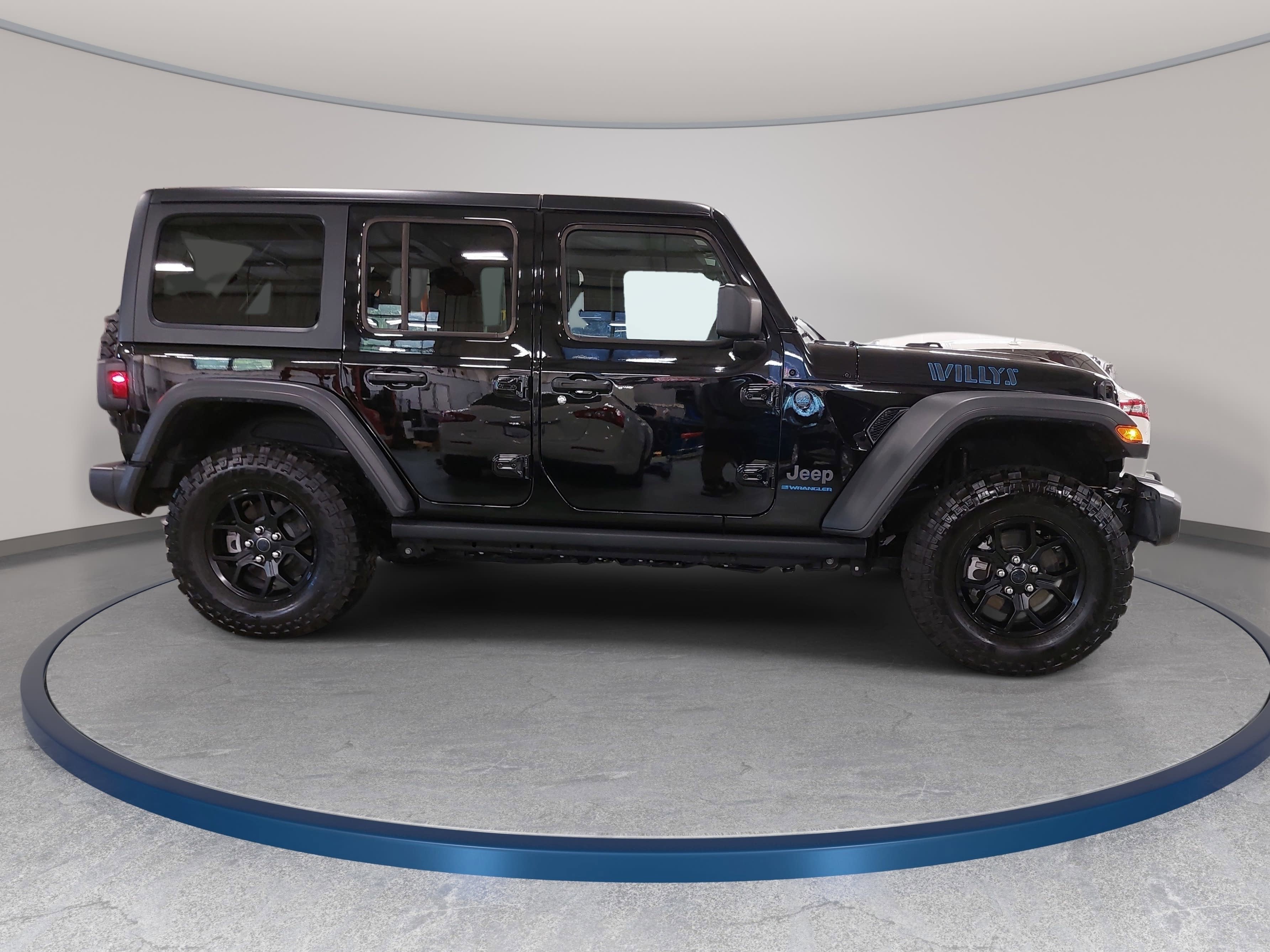 2025 Jeep Wrangler 4xe Willys