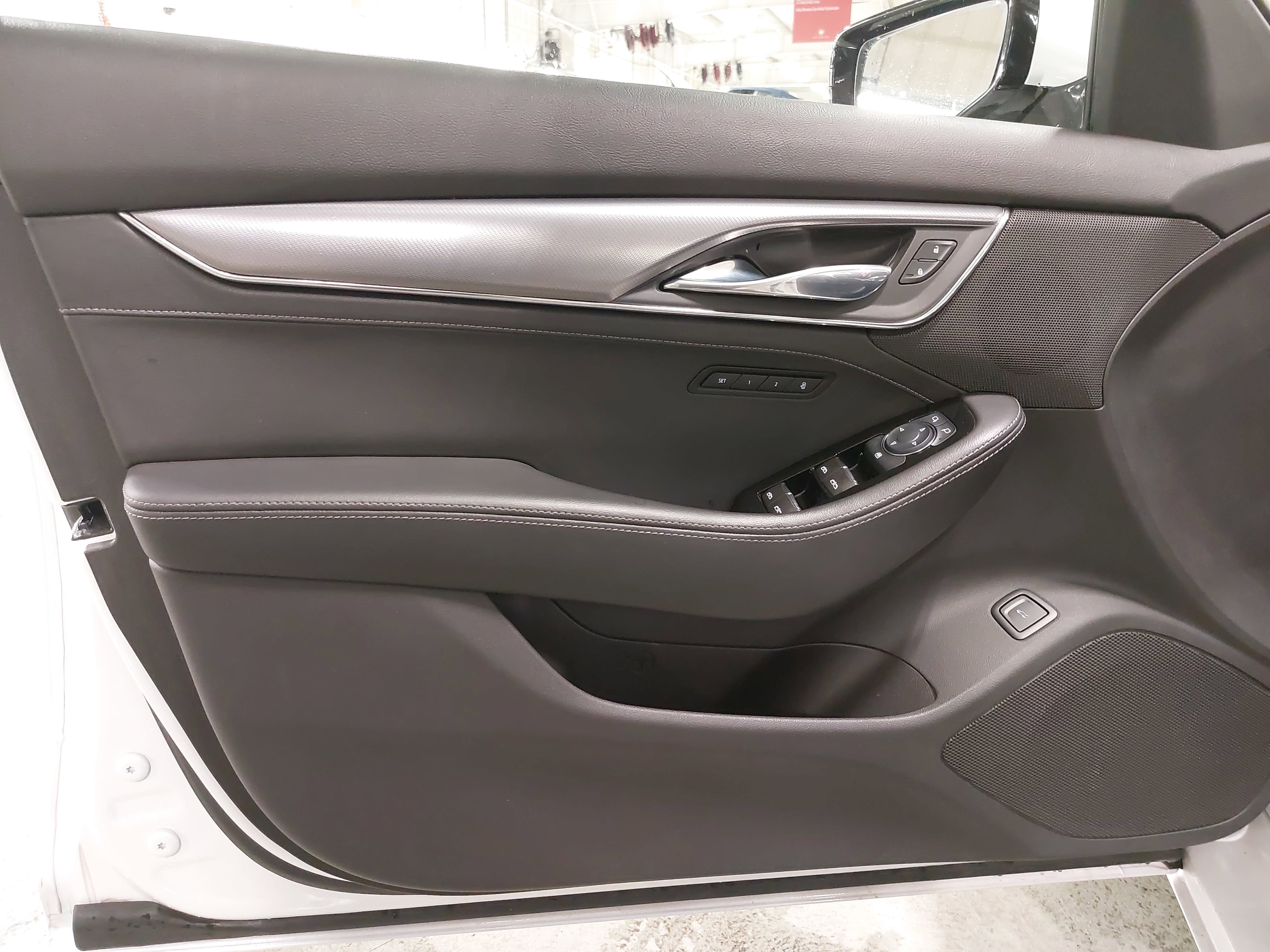 2022 Cadillac CT5 Premium Luxury