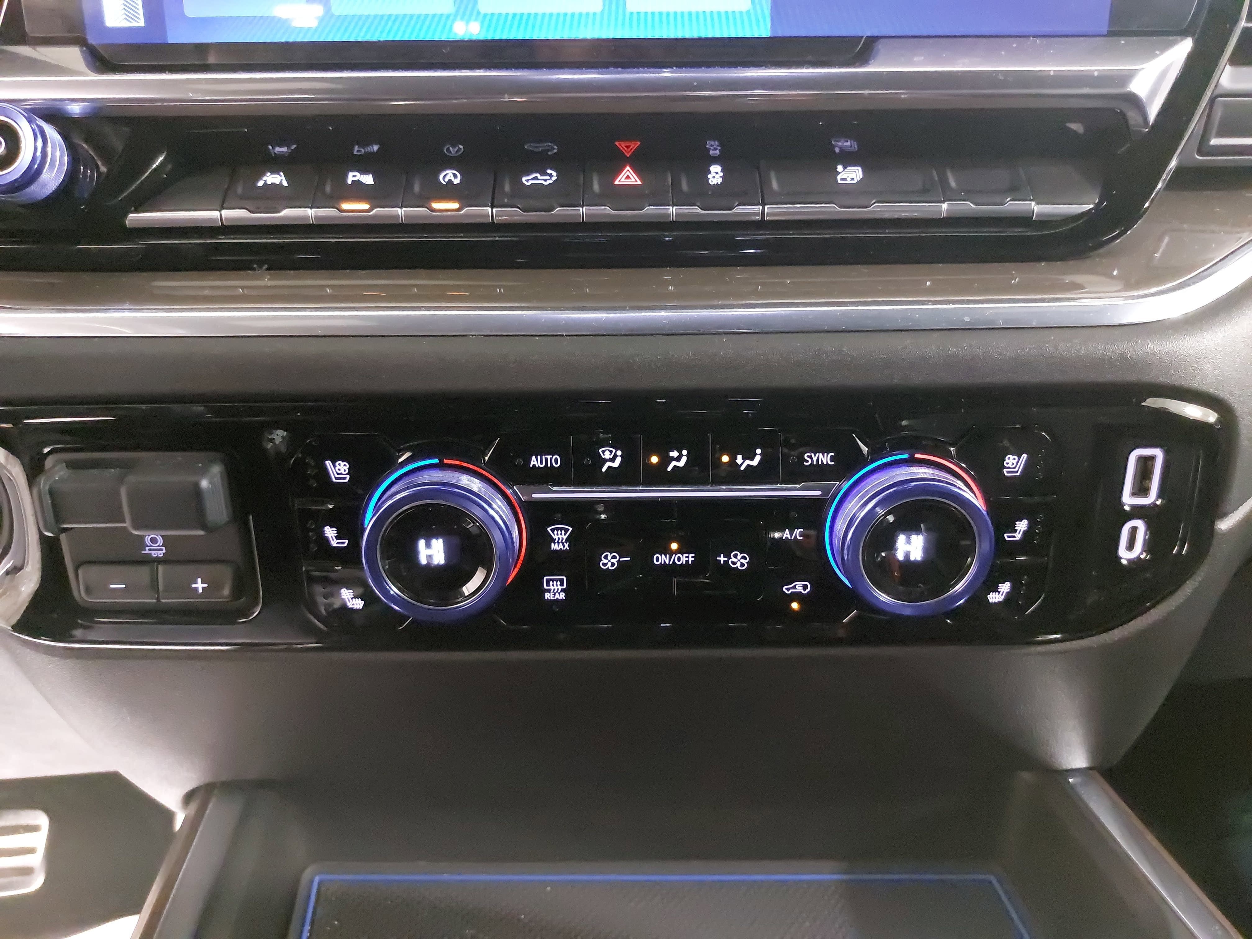 2022 Chevrolet Silverado 1500 High Country