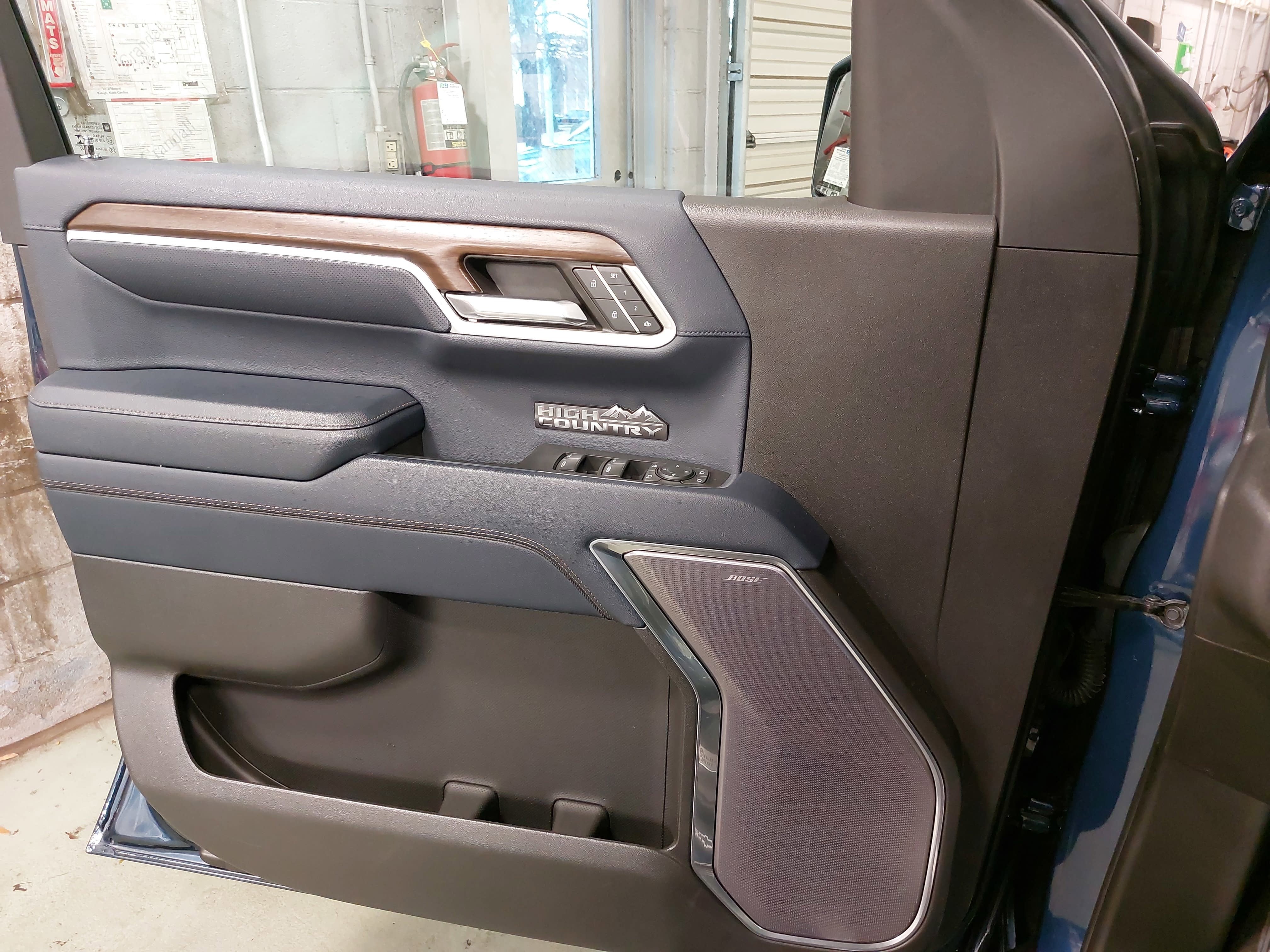 2022 Chevrolet Silverado 1500 High Country