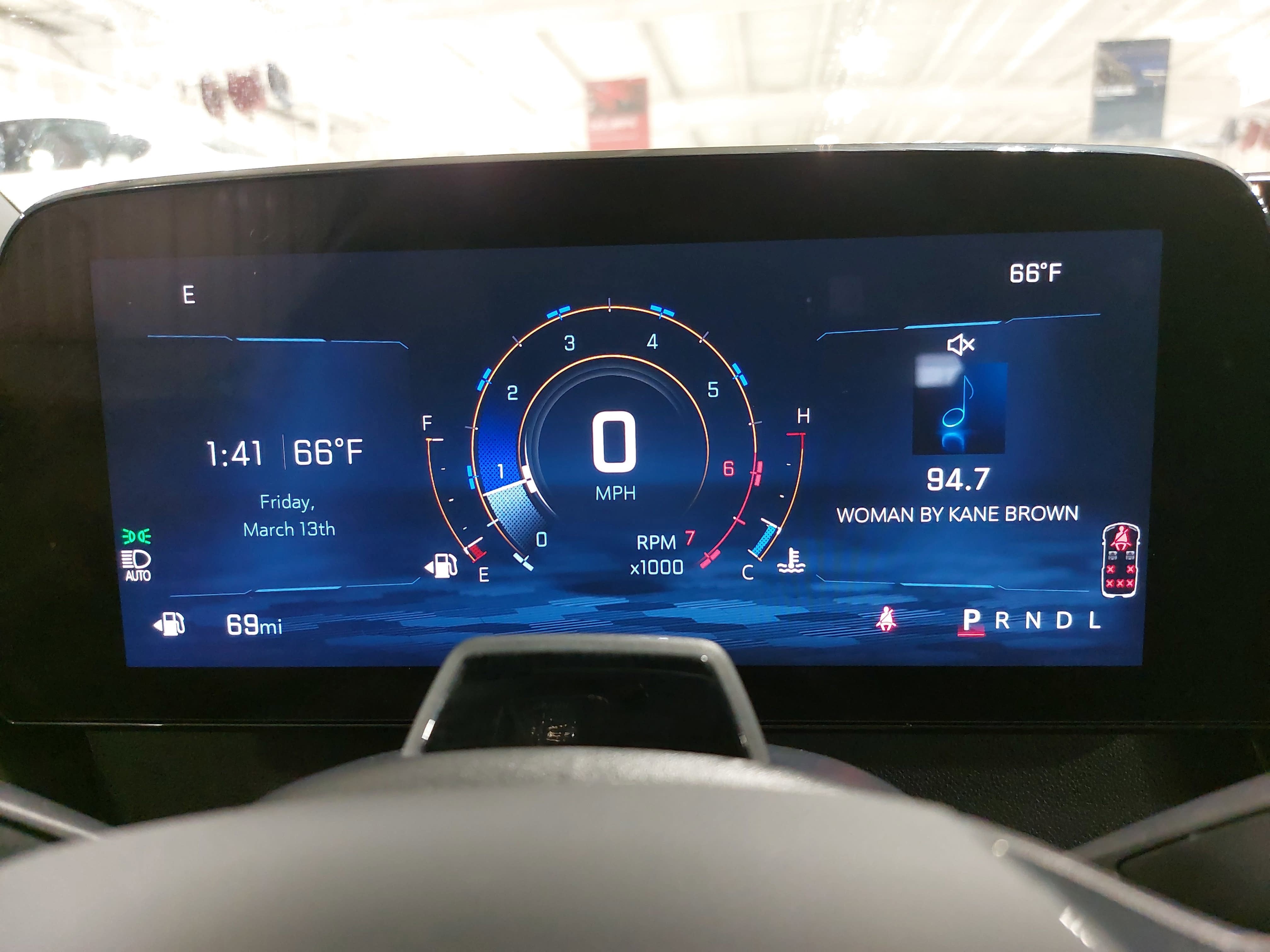 2024 Chevrolet Traverse FWD RS