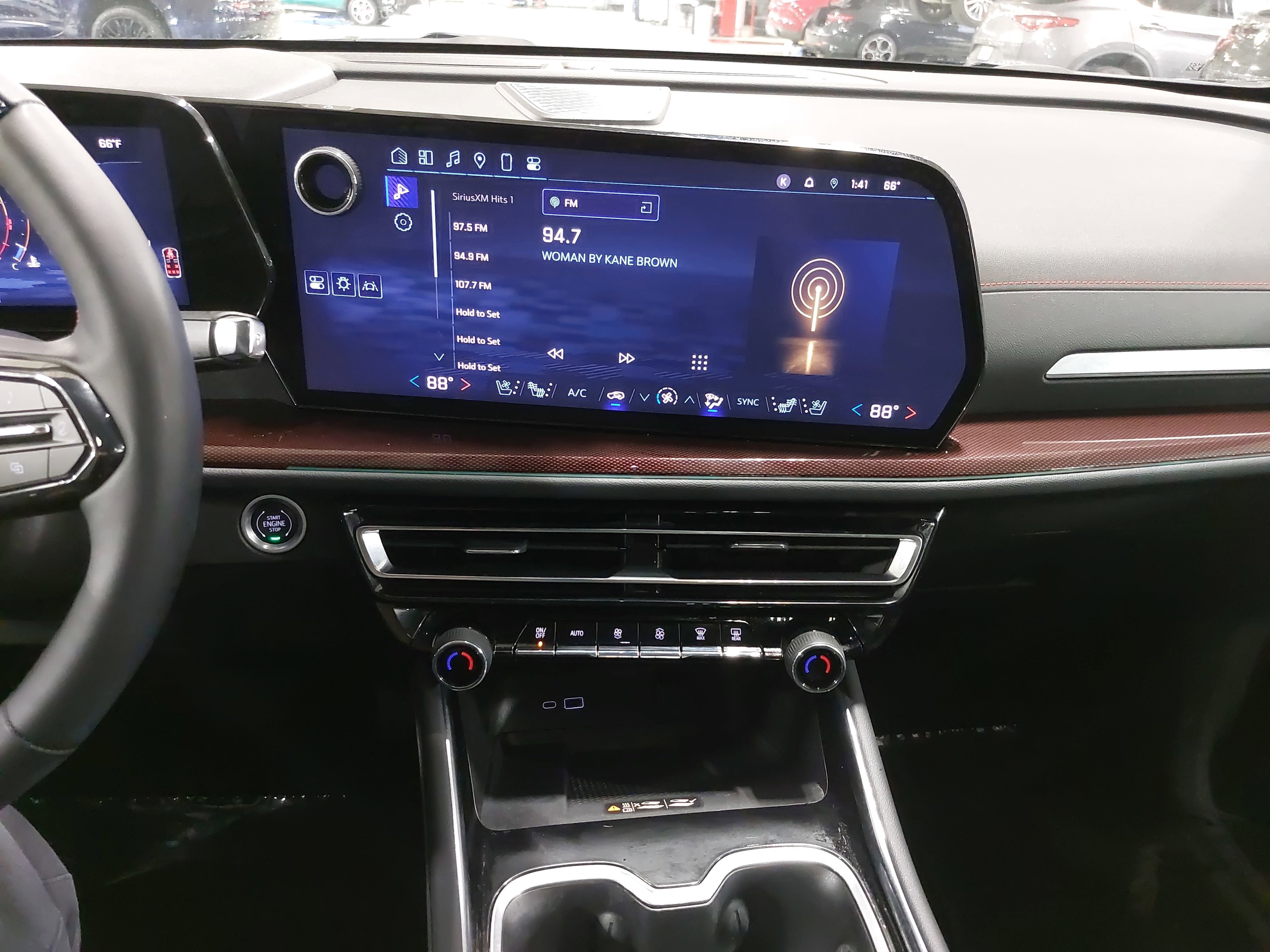 2024 Chevrolet Traverse FWD RS