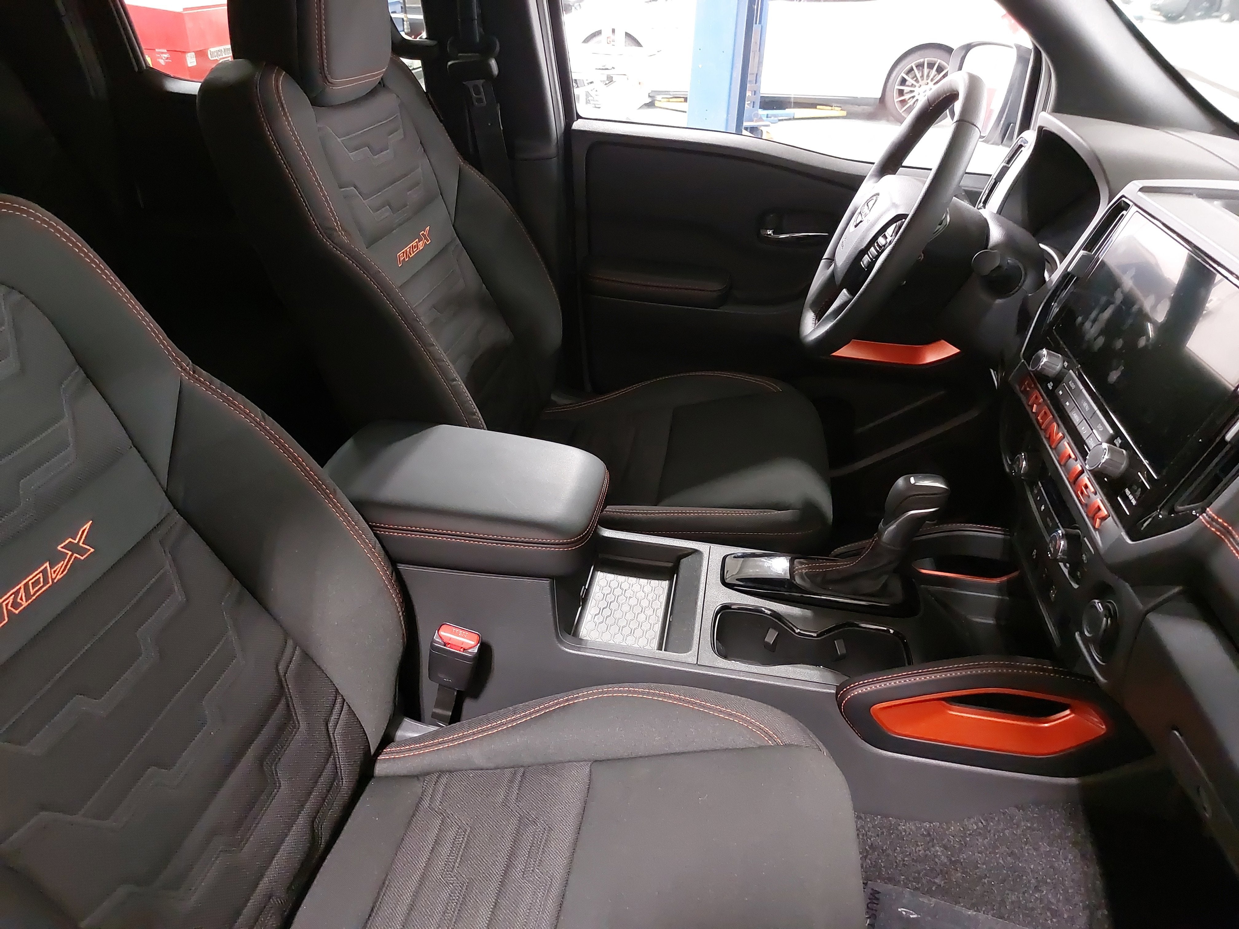 2025 Nissan Frontier PRO-X