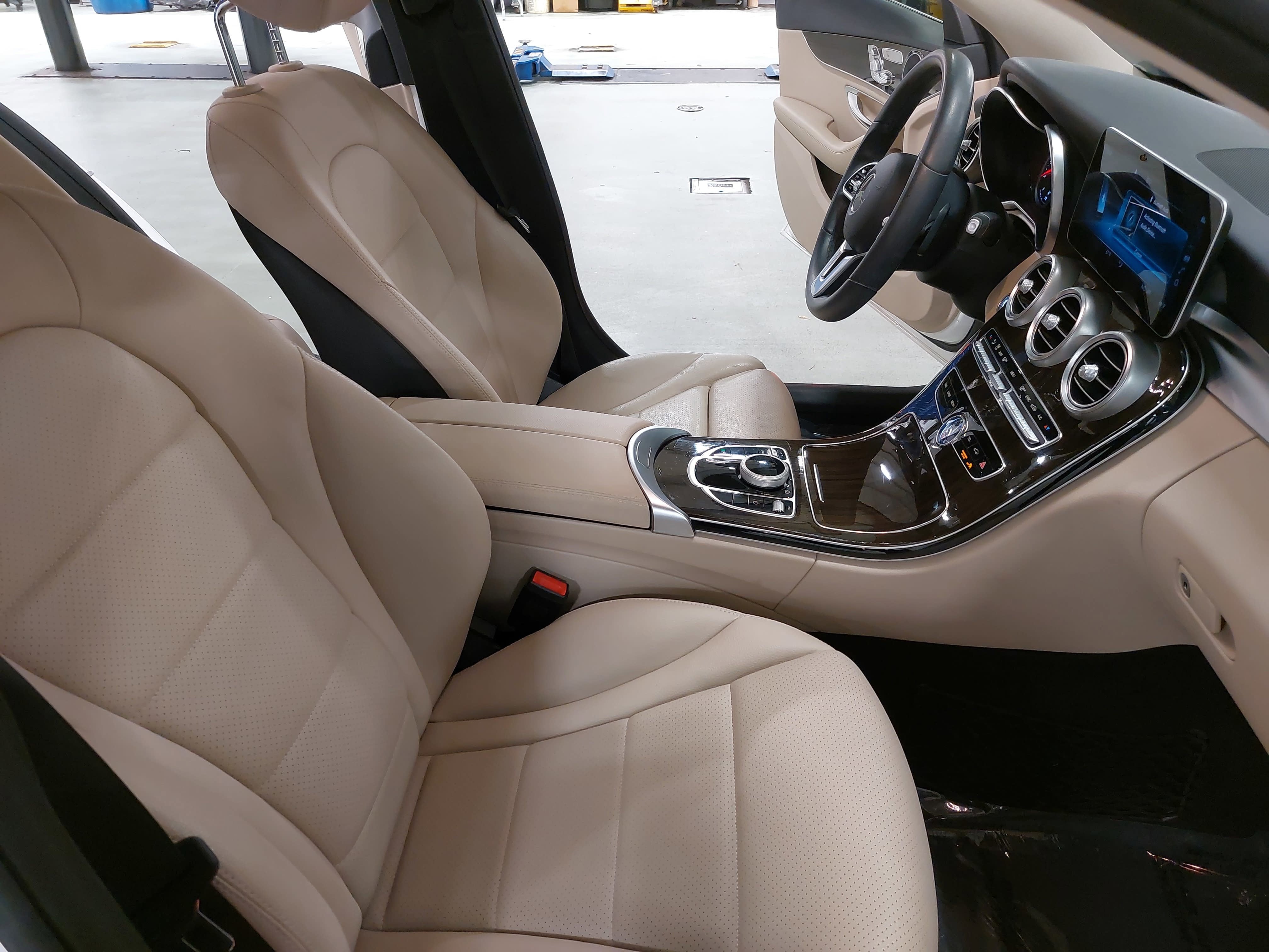 2019 Mercedes-Benz C-Class C 300