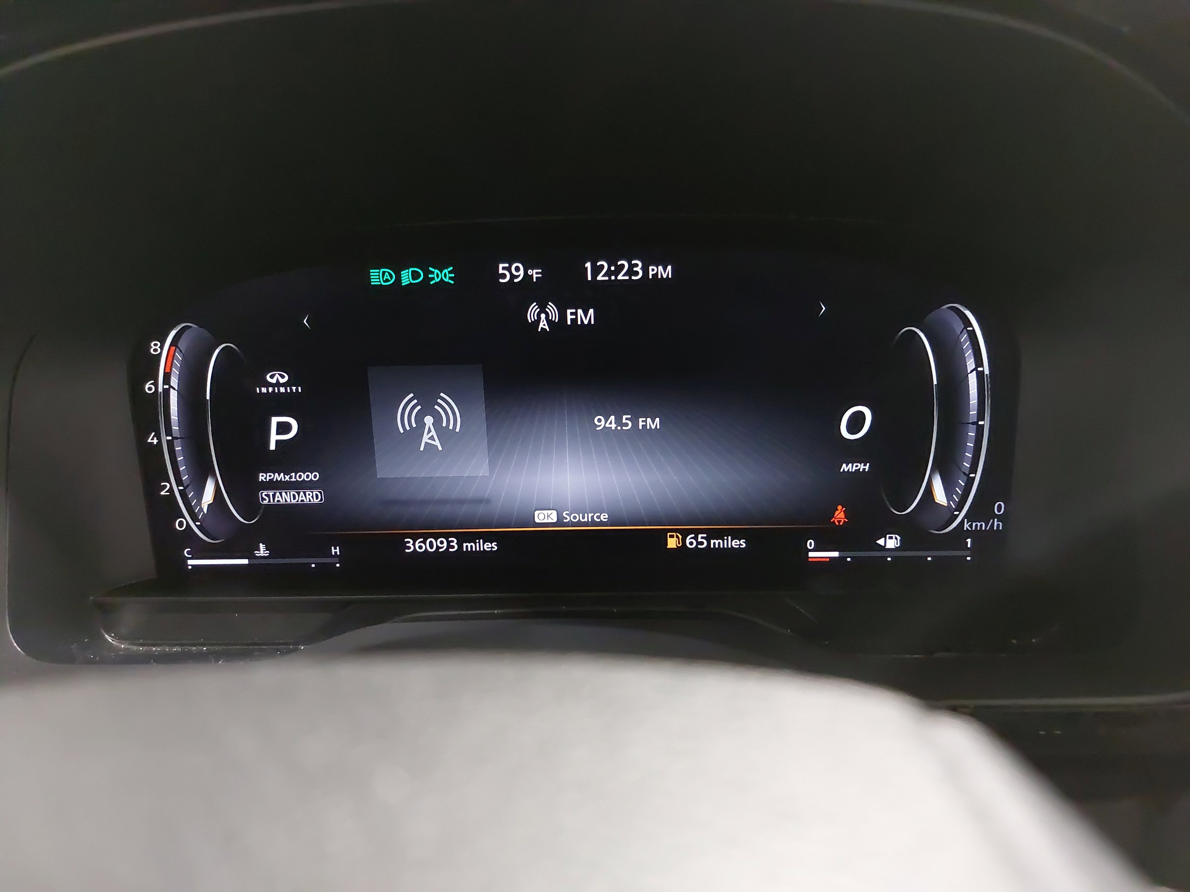 2023 INFINITI QX60 LUXE