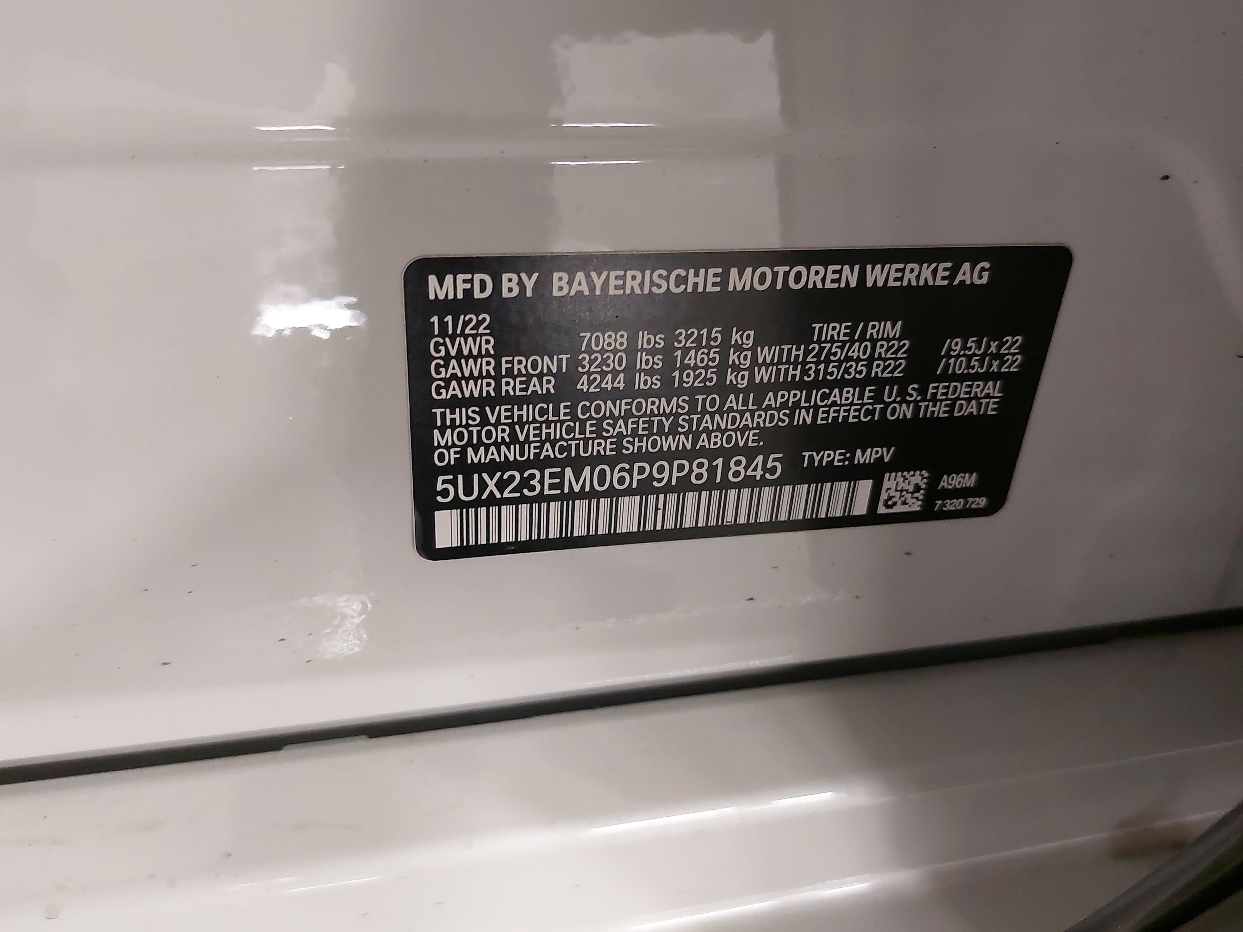 2023 BMW X7 xDrive40i