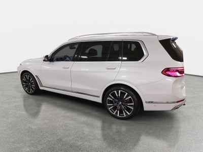 2023 BMW X7 xDrive40i