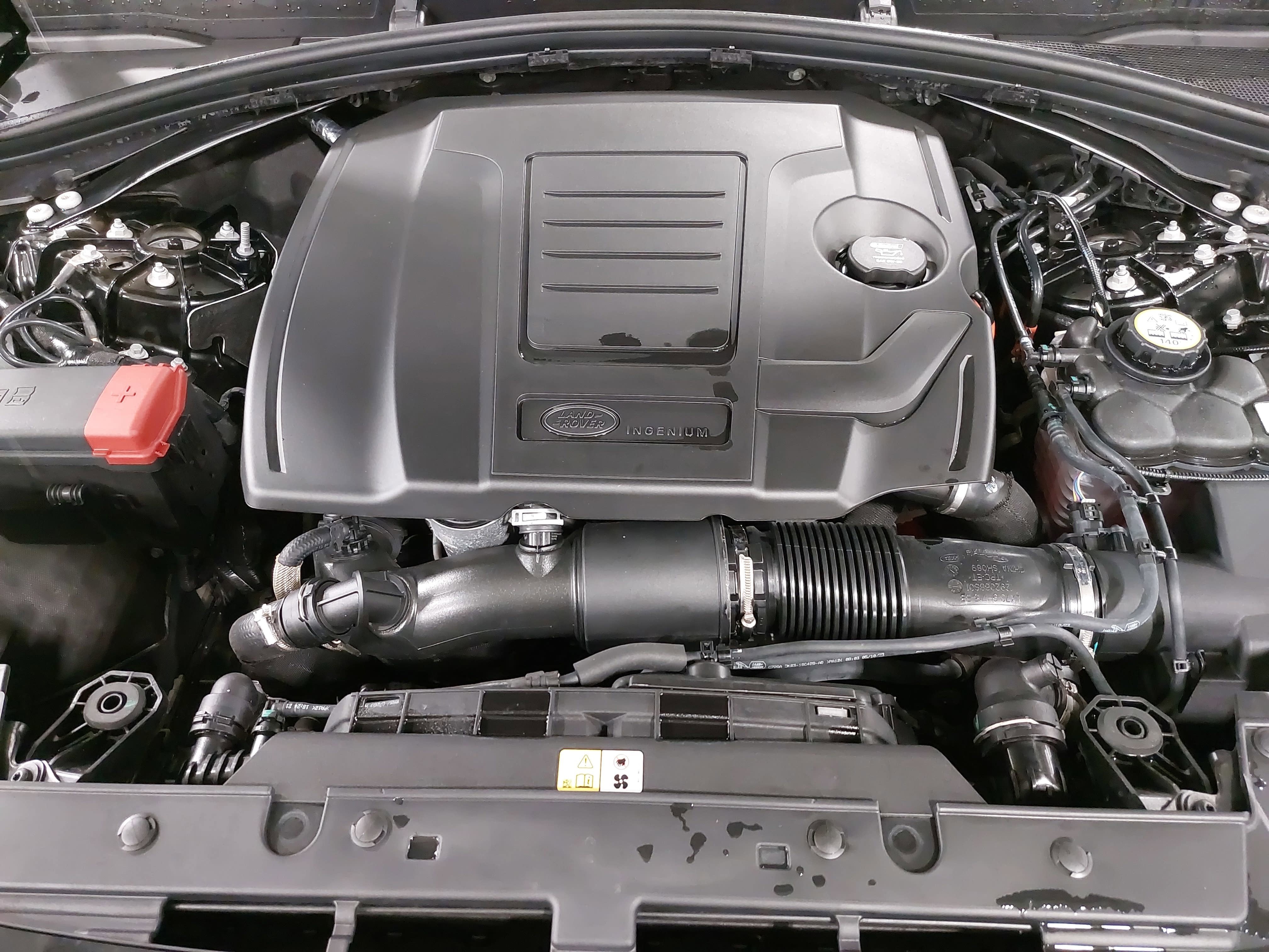 2024 Land Rover Range Rover Velar Dynamic SE