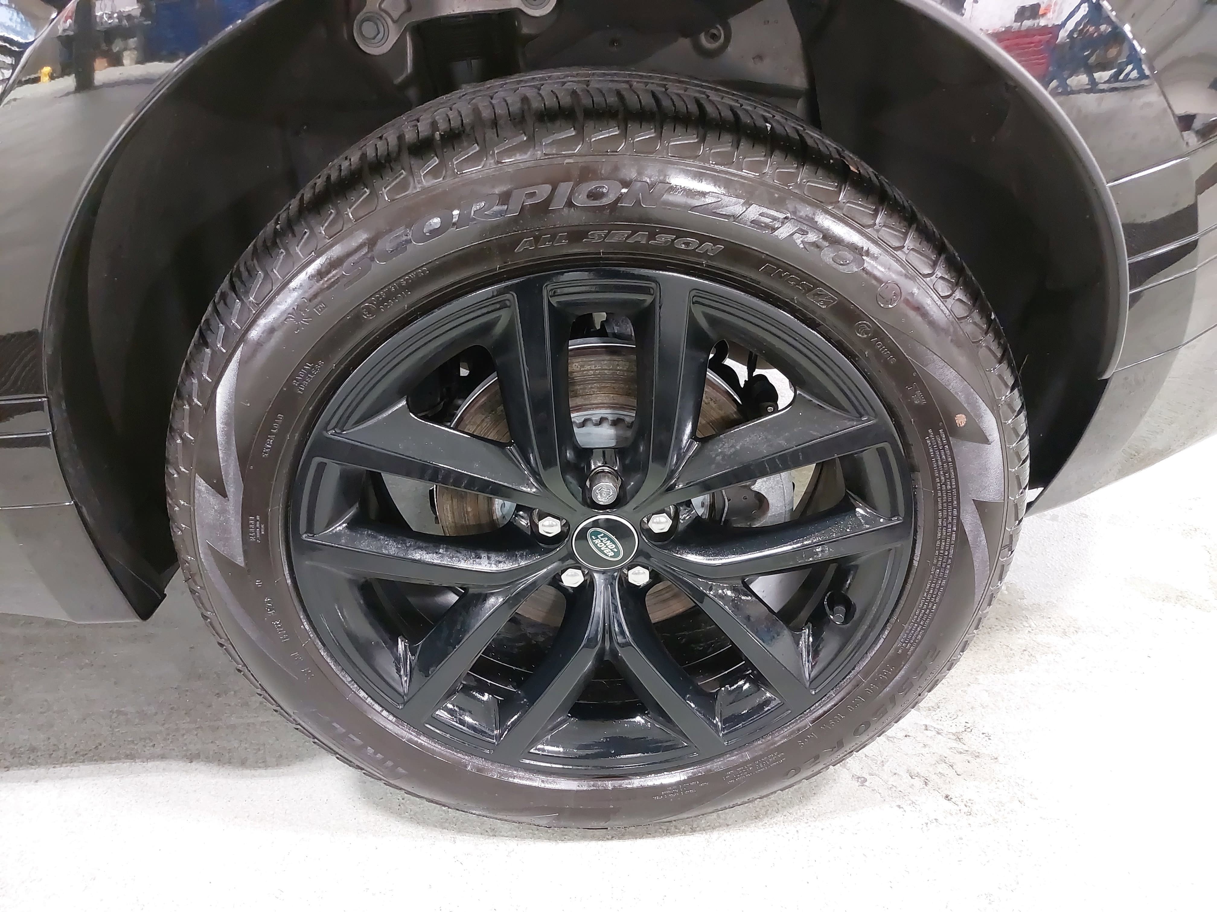 2024 Land Rover Range Rover Velar Dynamic SE