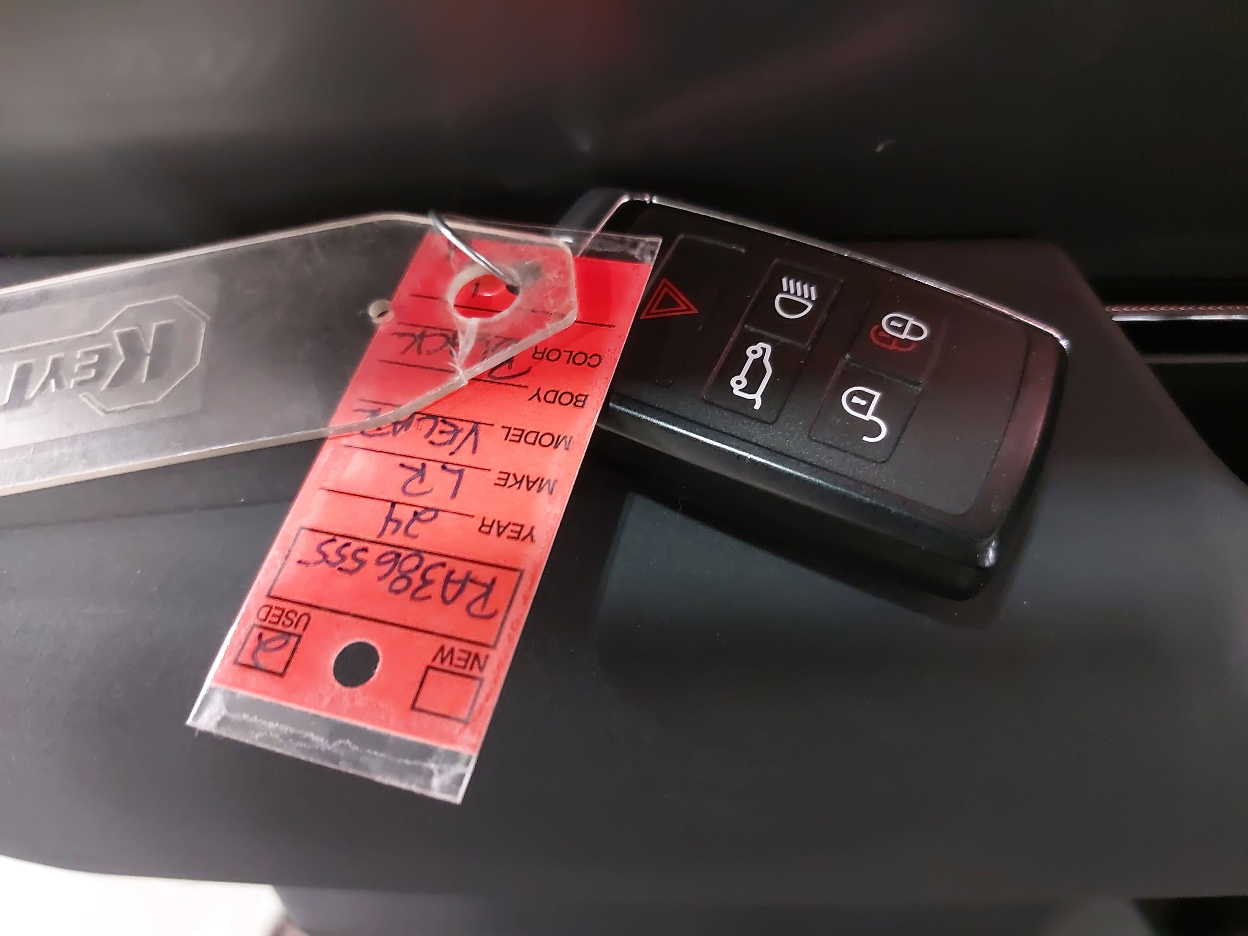 2024 Land Rover Range Rover Velar Dynamic SE