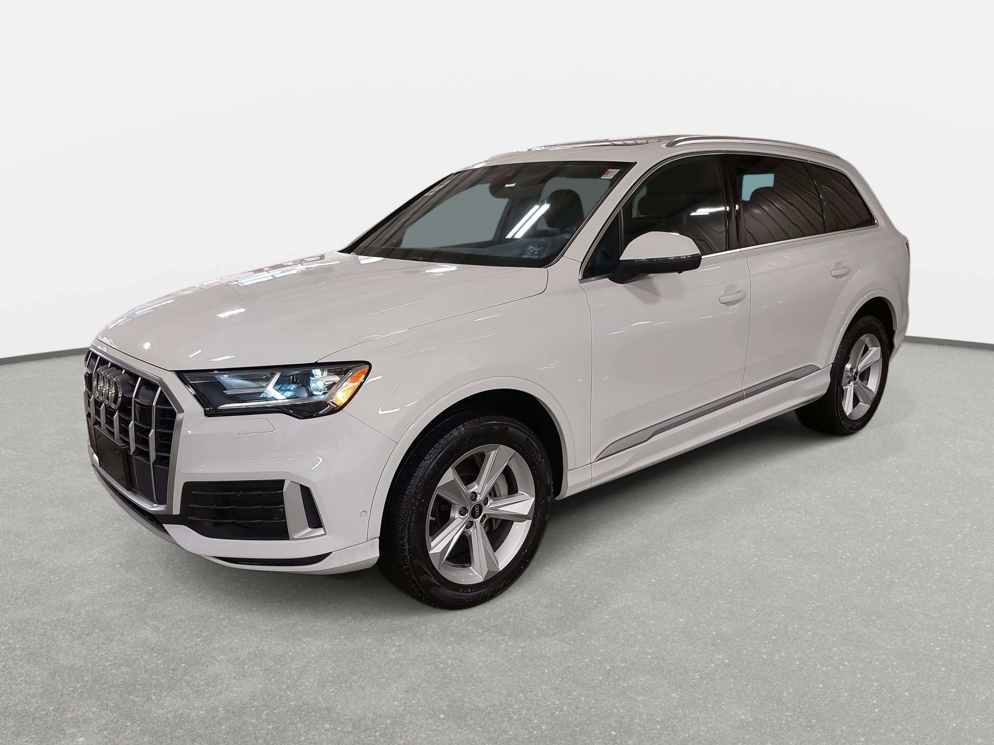 2023 Audi Q7 Premium Plus