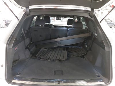 2023 Audi Q7 Premium Plus