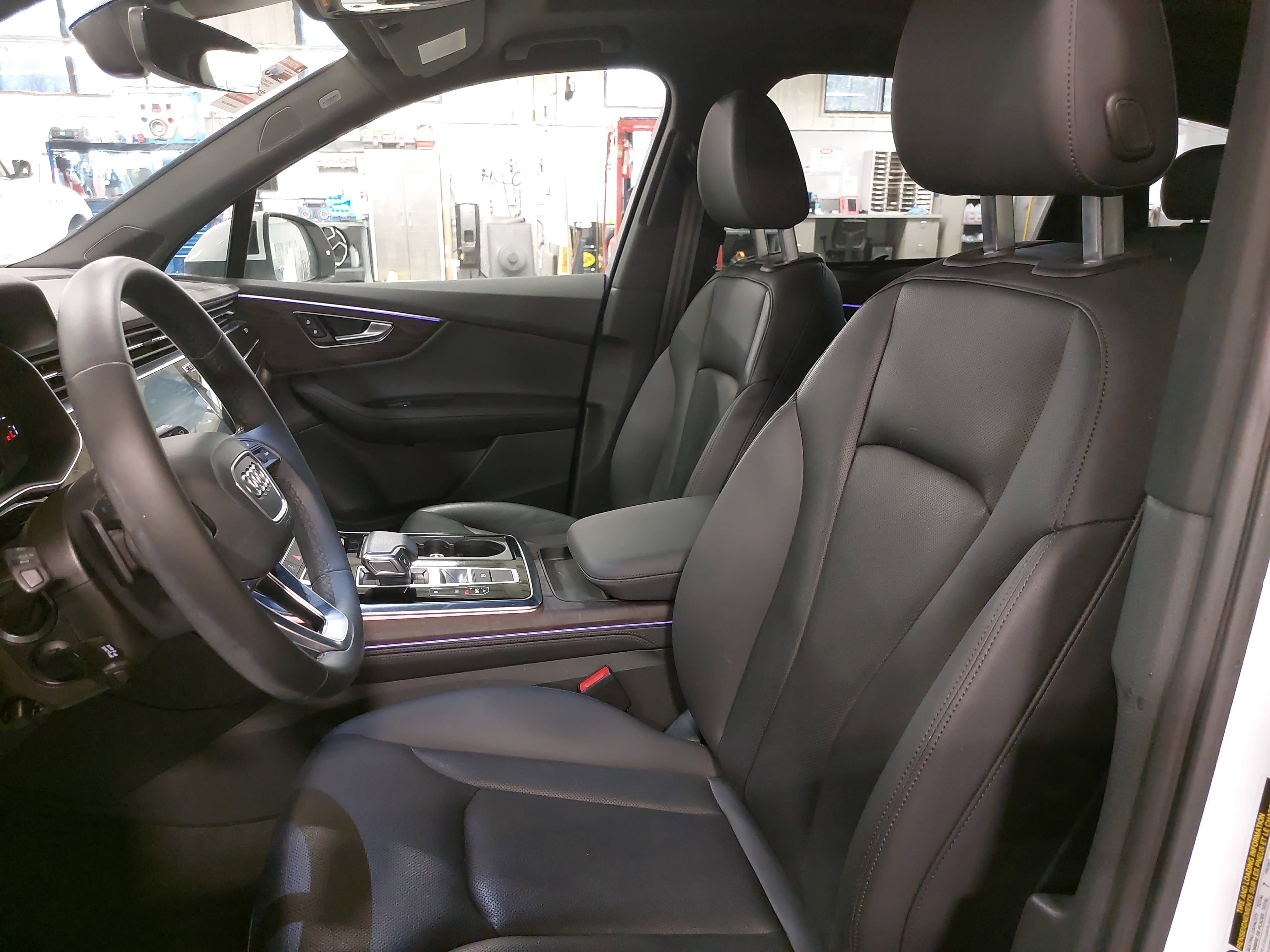 2023 Audi Q7 Premium Plus