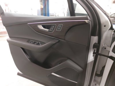 2023 Audi Q7 Premium Plus