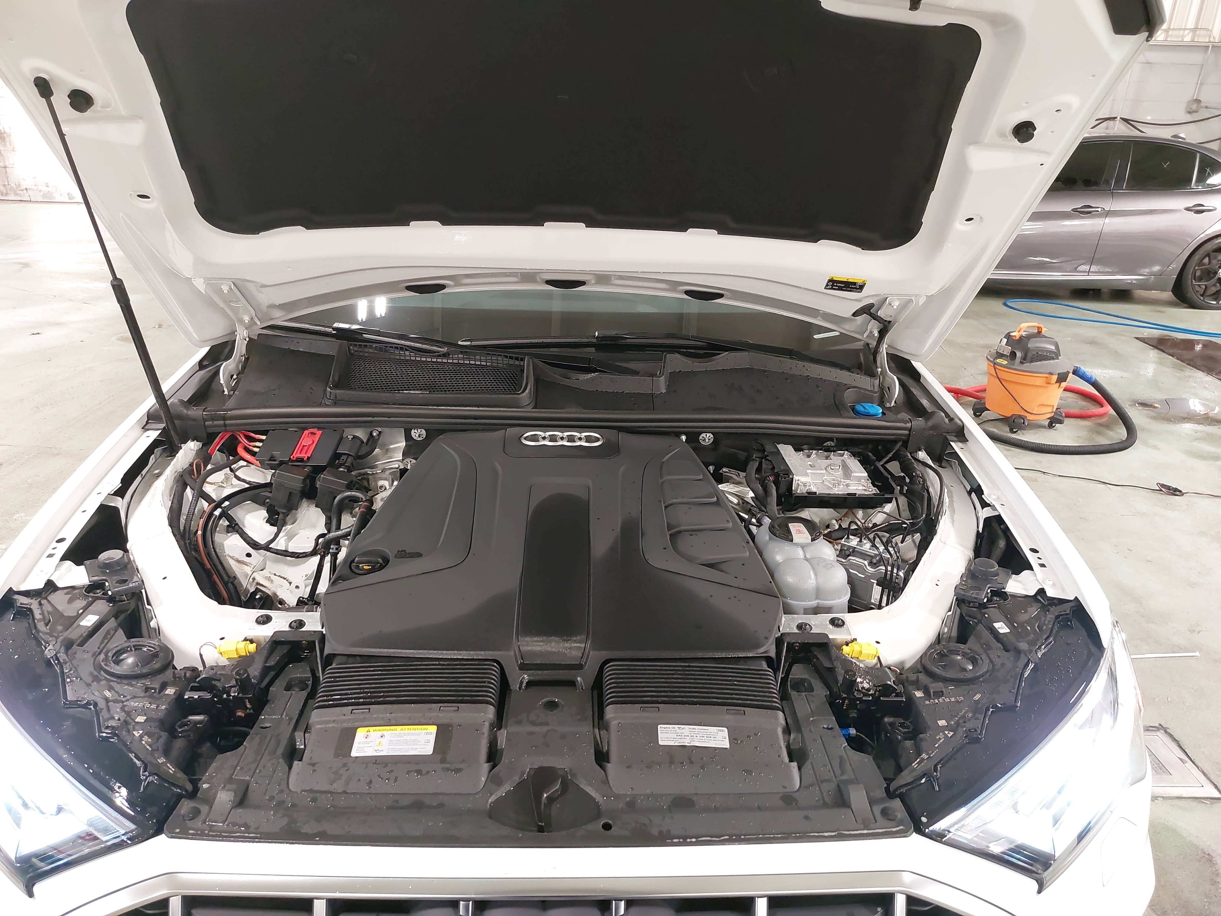 2023 Audi Q7 Premium Plus