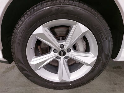 2023 Audi Q7 Premium Plus