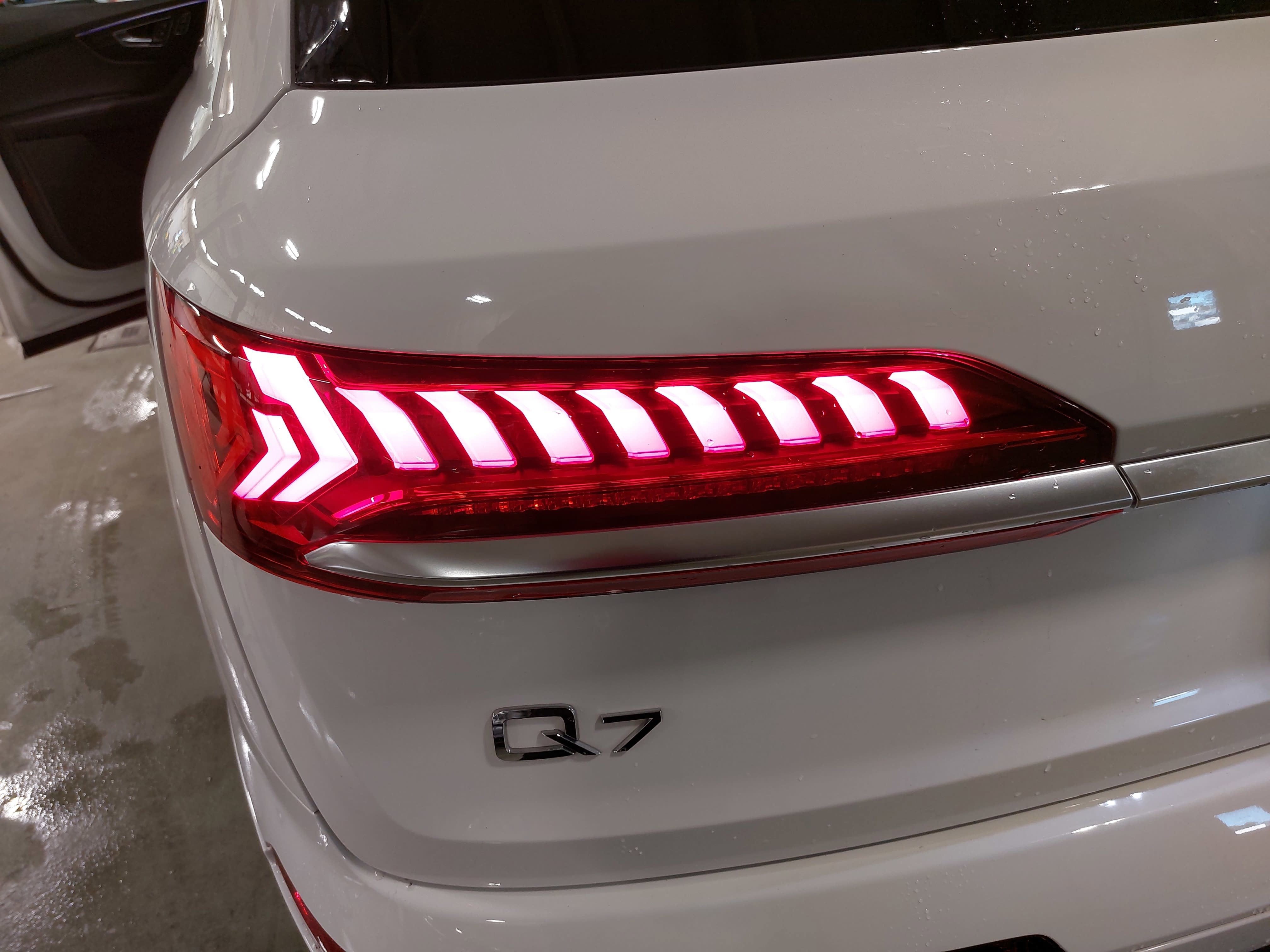 2023 Audi Q7 Premium Plus