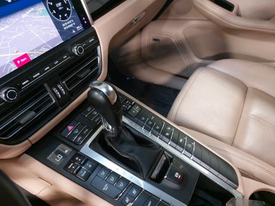 2019 Porsche Macan Base