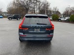 2022 Volvo XC60 Momentum