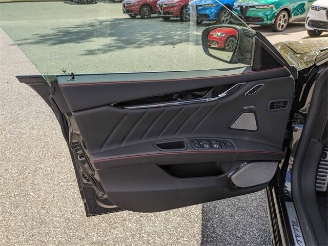 2024 Maserati Quattroporte Modena Ultima Q4