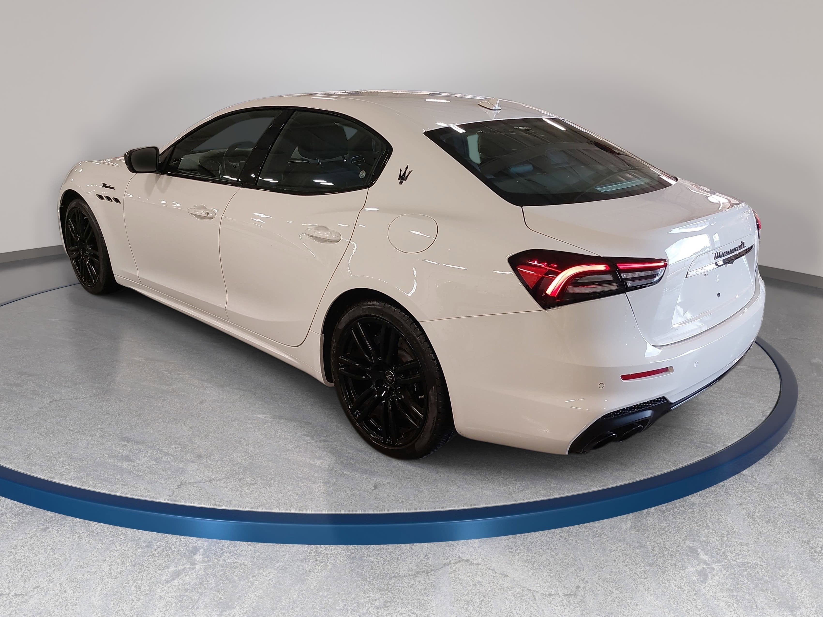 2023 Maserati Ghibli Modena
