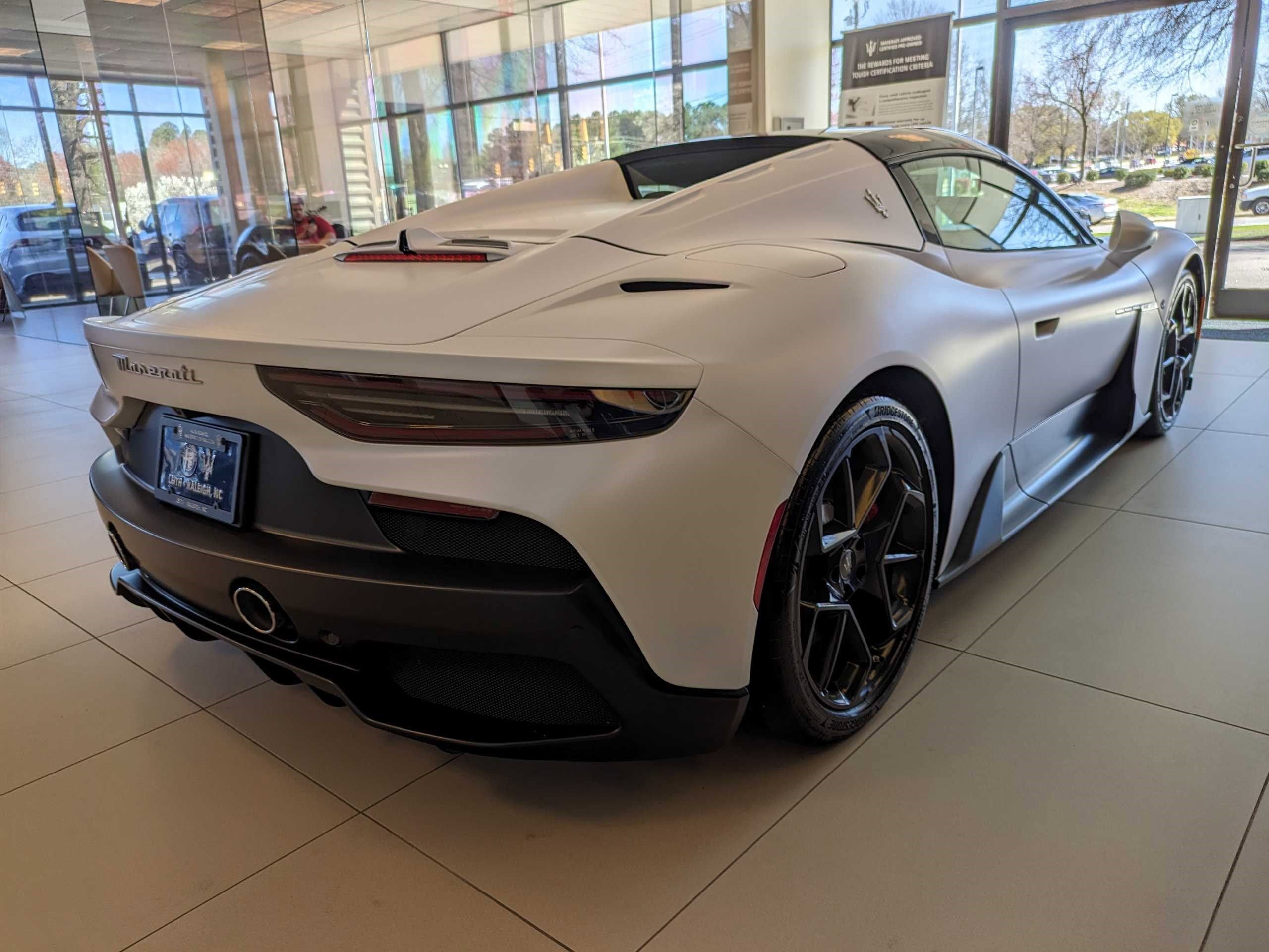 2024 Maserati MC20 Cielo