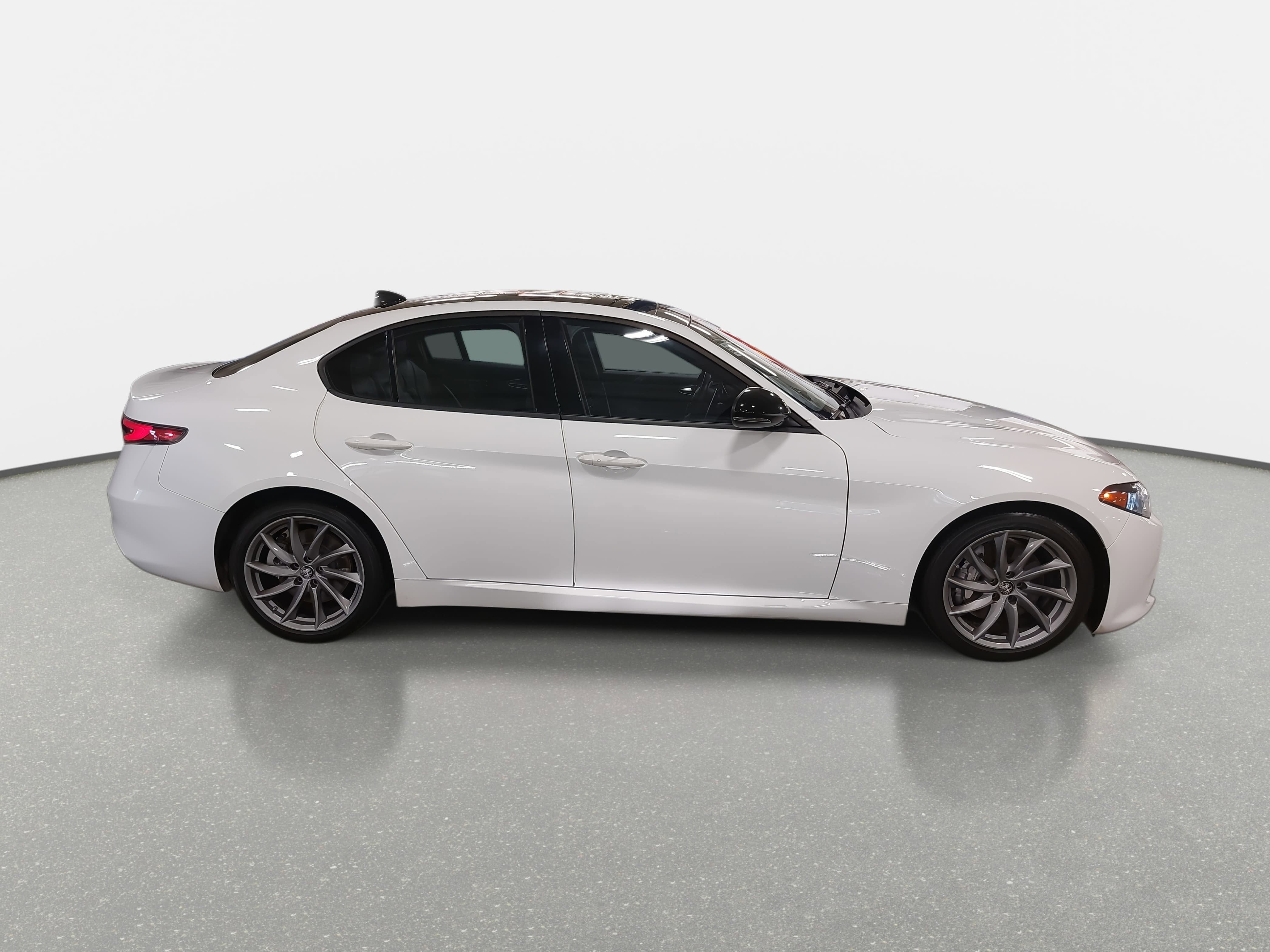 2024 Alfa Romeo Giulia Sprint