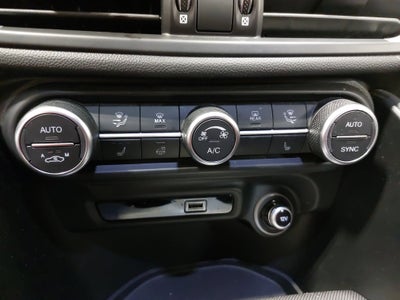 2022 Alfa Romeo Giulia Veloce