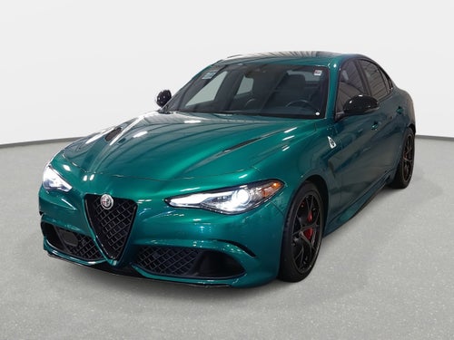 2022 Alfa Romeo Giulia Quadrifoglio