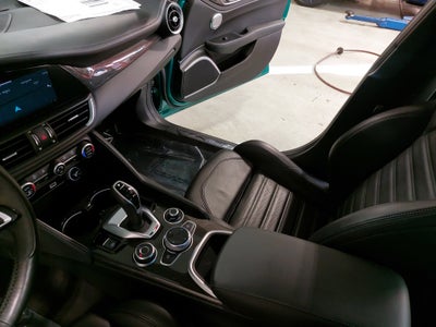 2022 Alfa Romeo Giulia Quadrifoglio