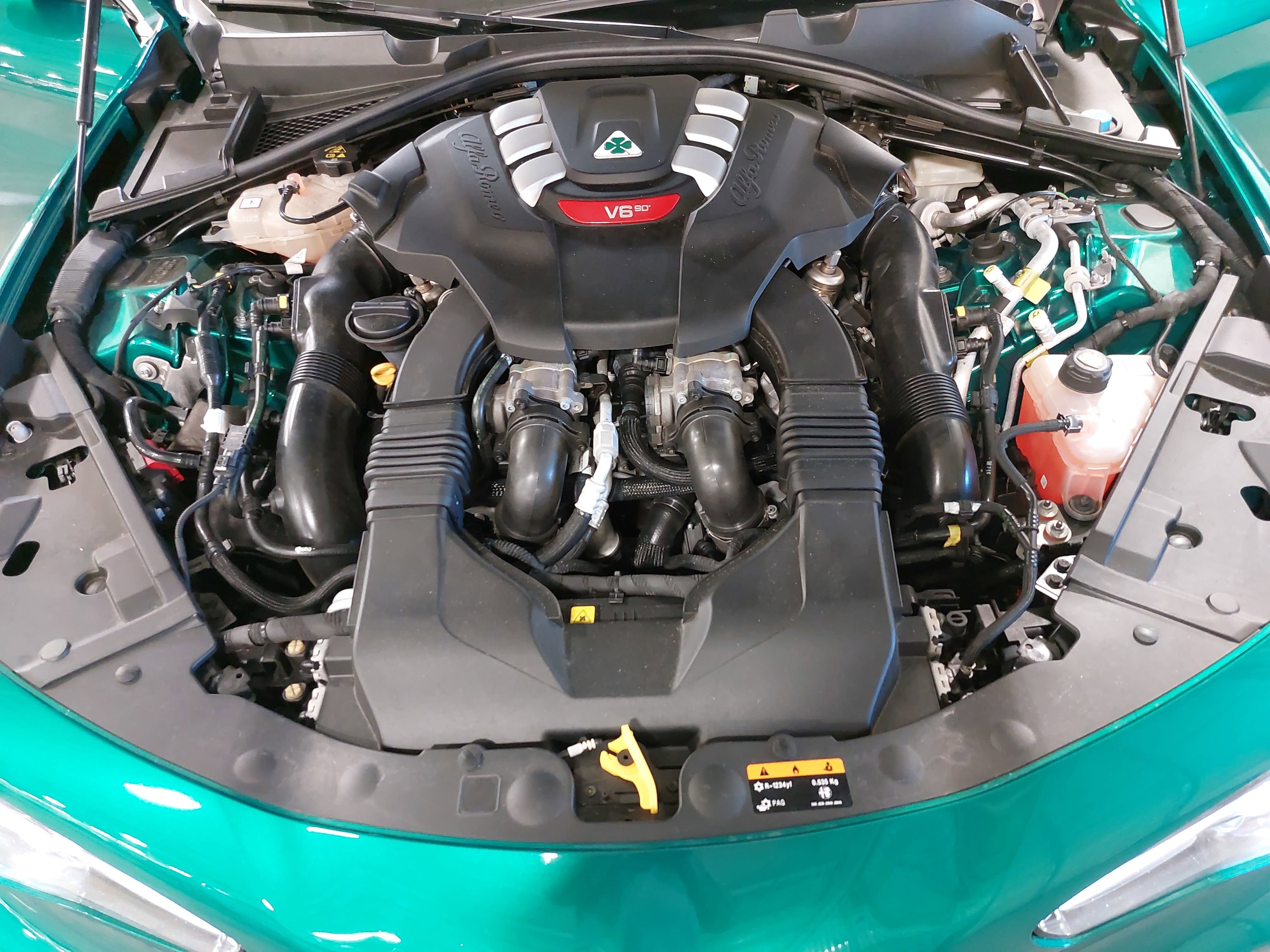 2022 Alfa Romeo Giulia Quadrifoglio