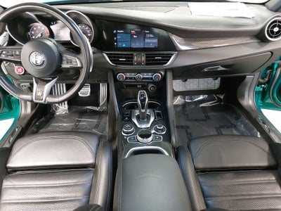 2022 Alfa Romeo Giulia Quadrifoglio