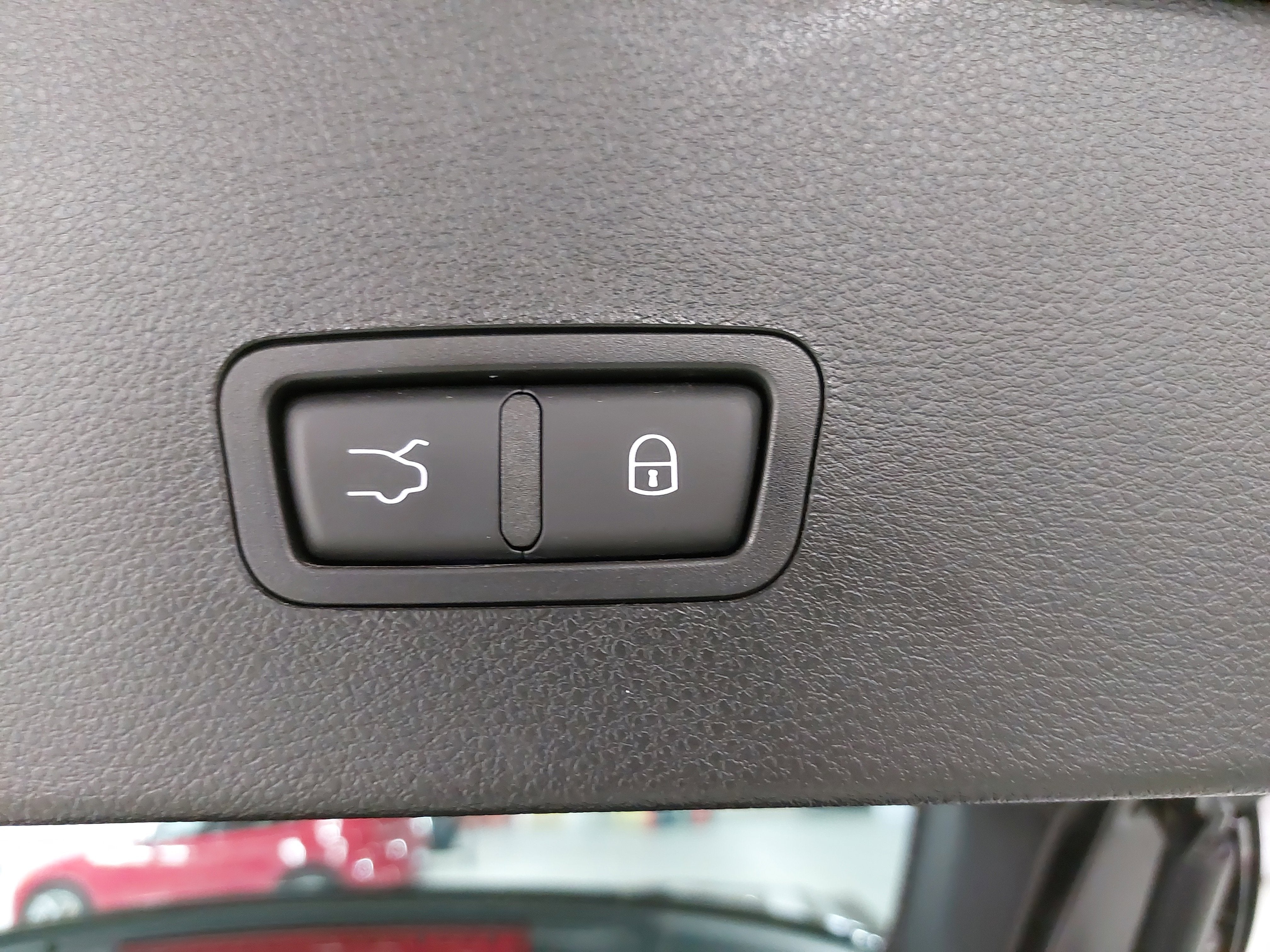 2025 Alfa Romeo Tonale Base