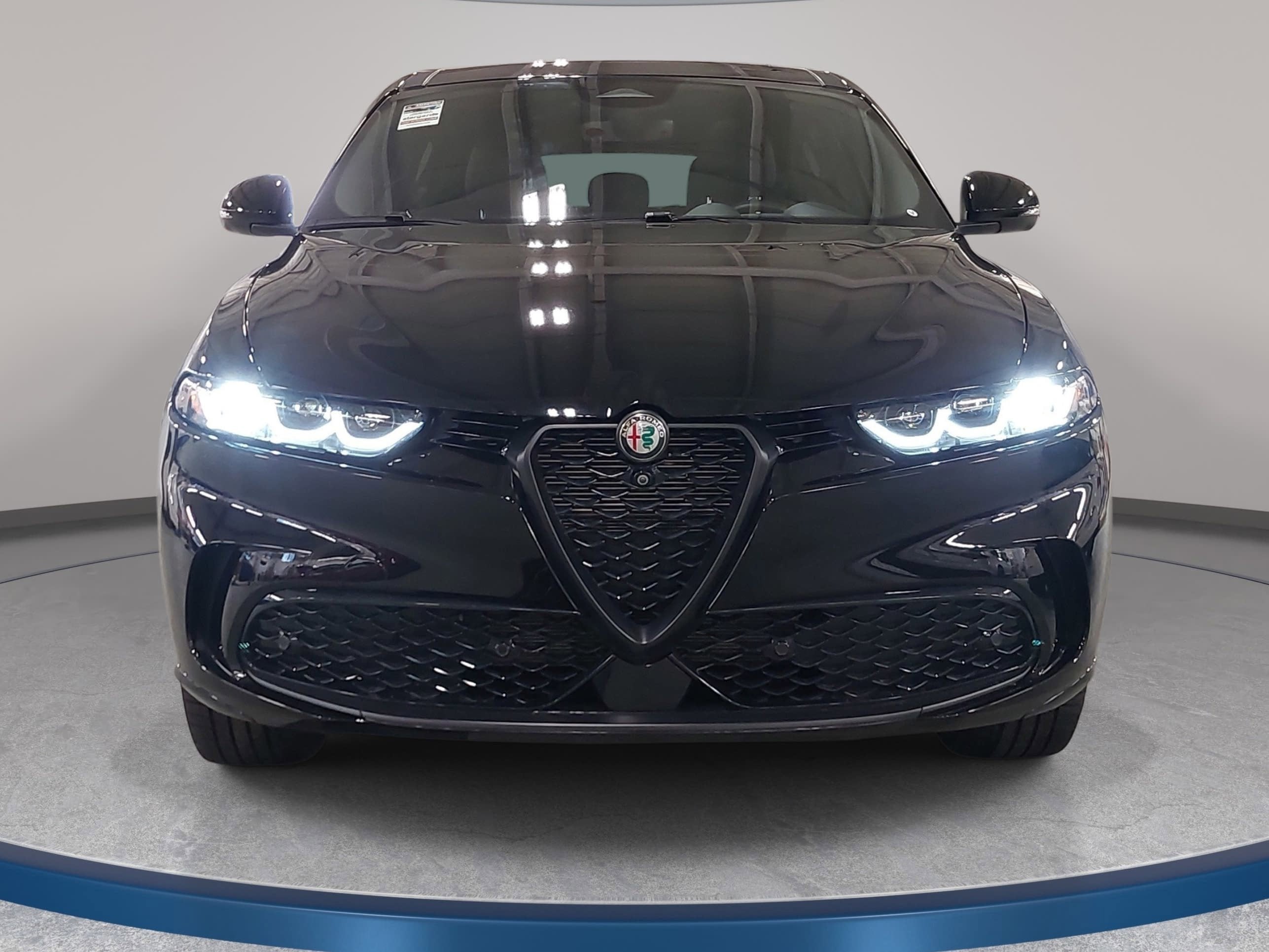 2025 Alfa Romeo Tonale Base